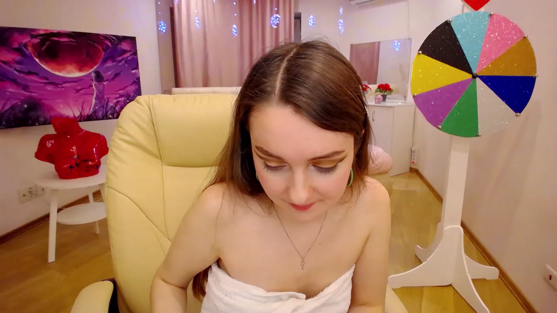 Gallery image thumbnail from OceanFeelss's myfreecams stream on, 11/22/2022, 12:21 image 11 of 20