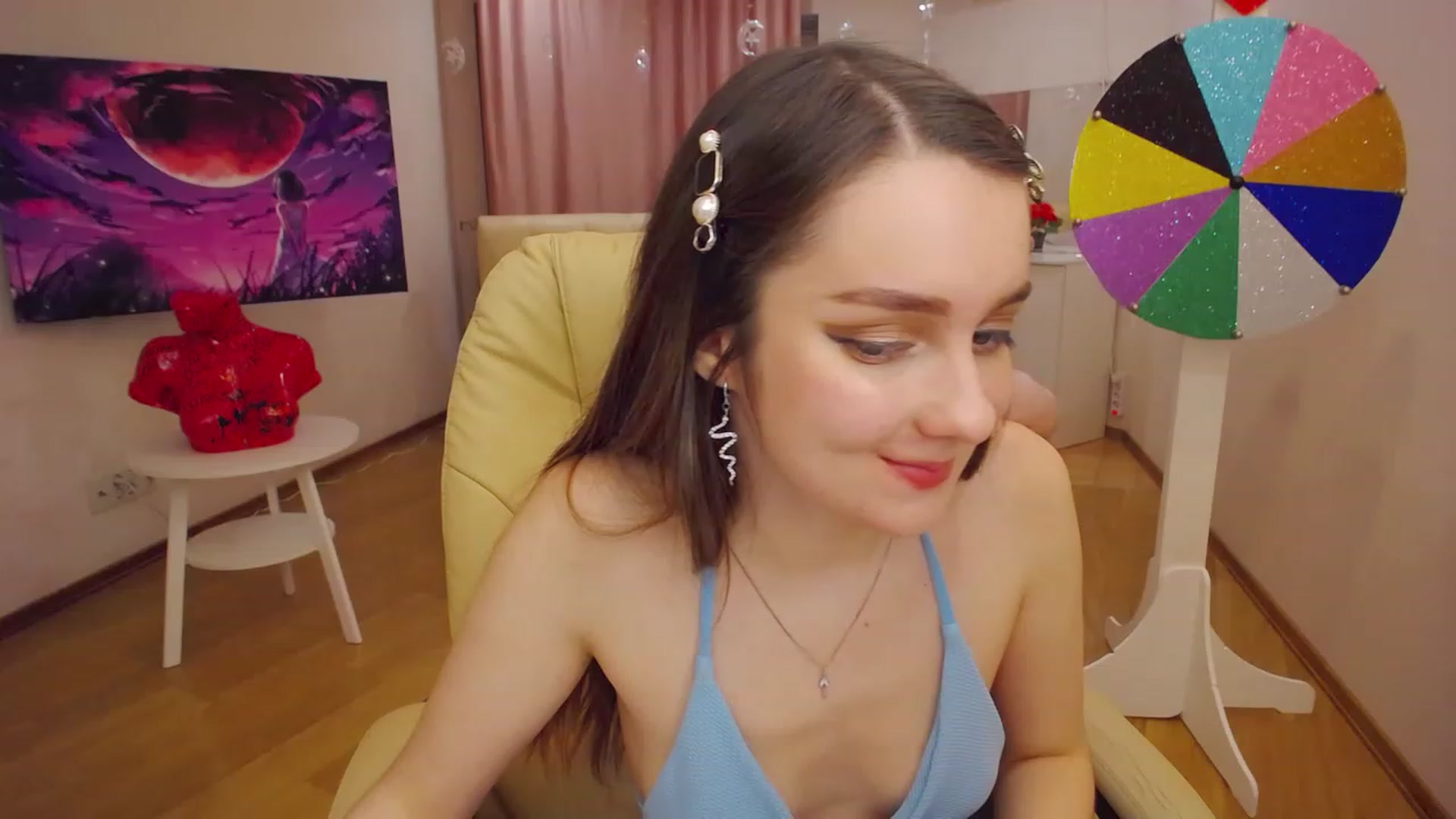 Gallery image thumbnail from OceanFeelss's myfreecams stream on, 11/25/2022, 11:43 image 10 of 20