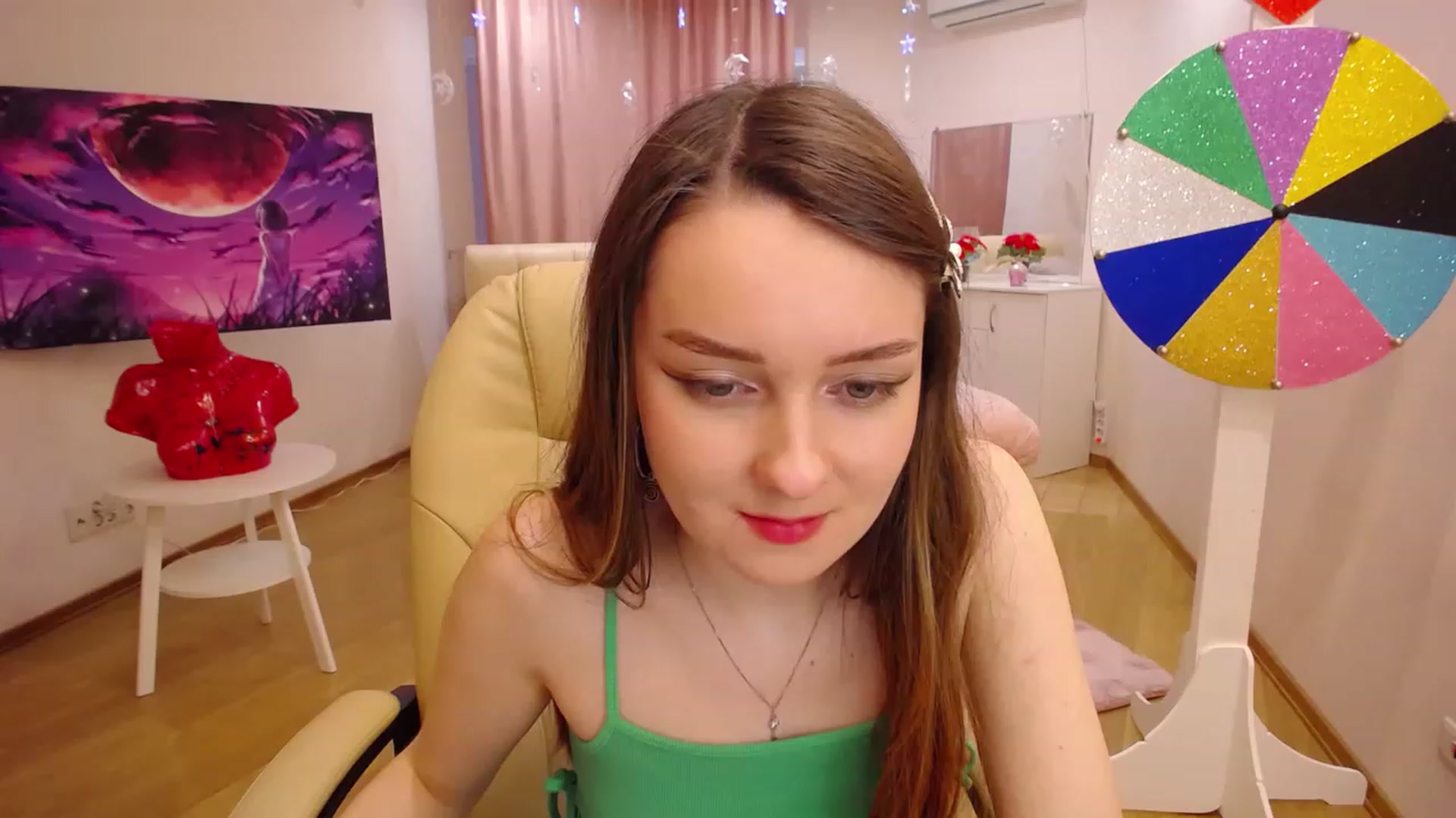 Gallery image thumbnail from OceanFeelss's myfreecams stream on, 12/07/2022, 10:42 image 3 of 20