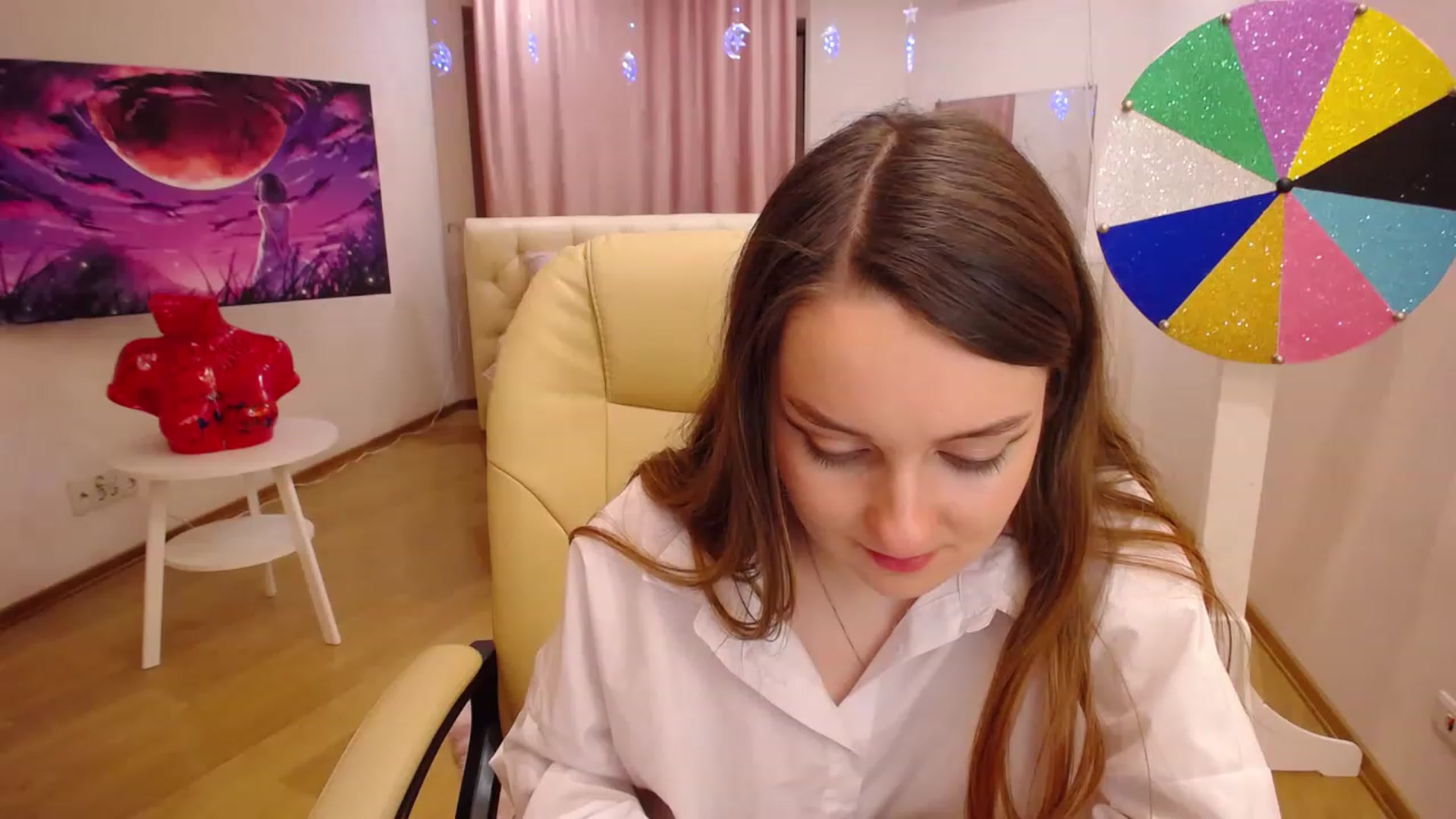 Gallery image thumbnail from OceanFeelss's myfreecams stream on, 12/07/2022, 14:33 image 11 of 20