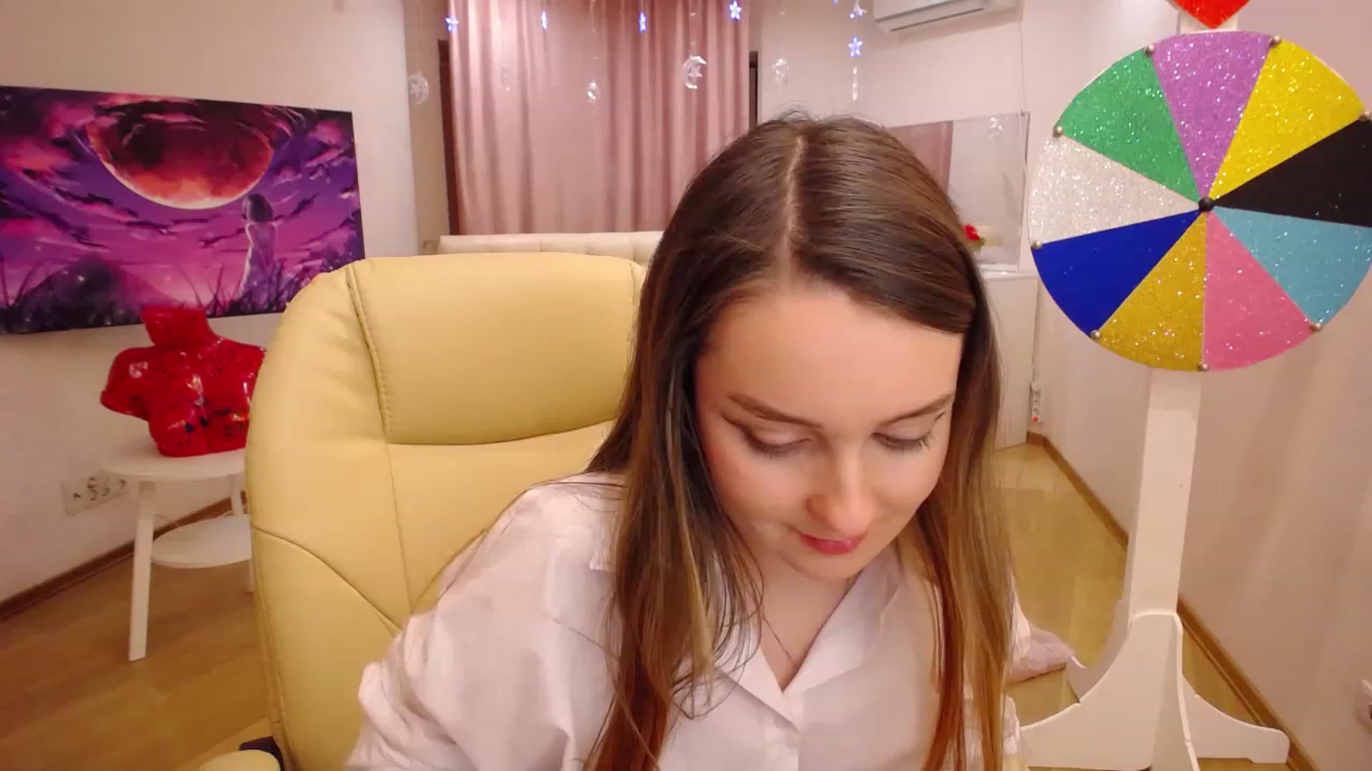 Gallery image thumbnail from OceanFeelss's myfreecams stream on, 12/07/2022, 14:33 image 5 of 20