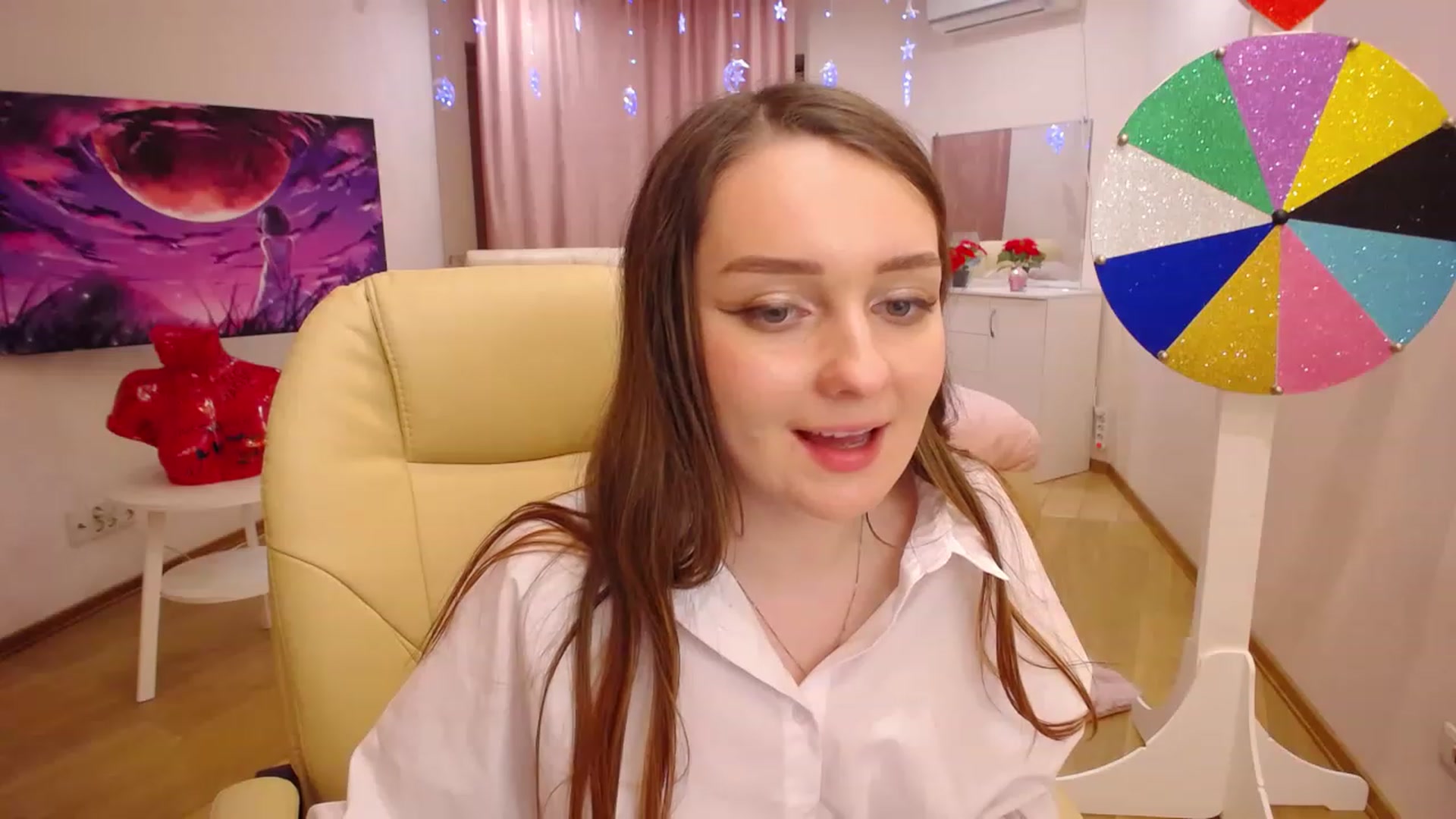 Gallery image thumbnail from OceanFeelss's myfreecams stream on, 12/07/2022, 14:33 image 2 of 20
