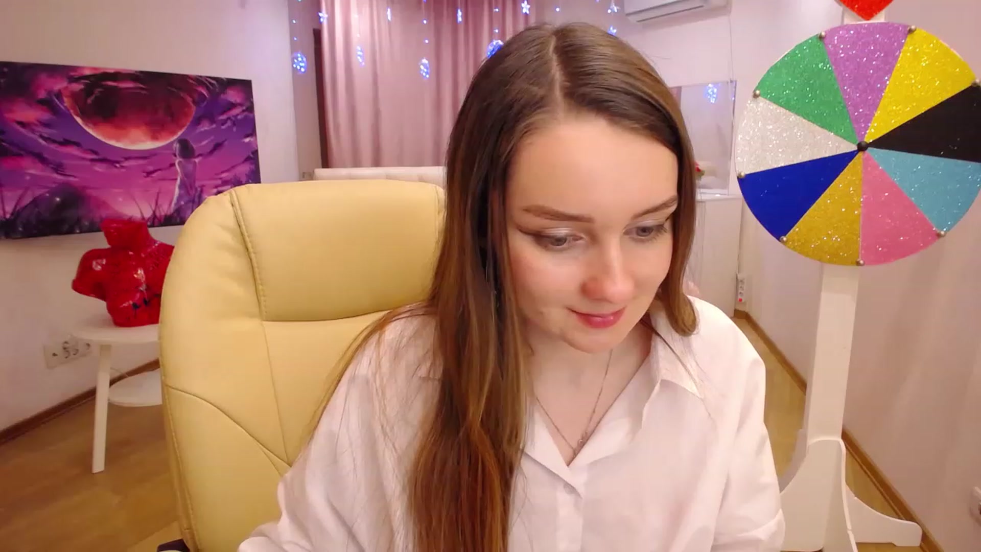 Gallery image thumbnail from OceanFeelss's myfreecams stream on, 12/07/2022, 14:33 image 4 of 20