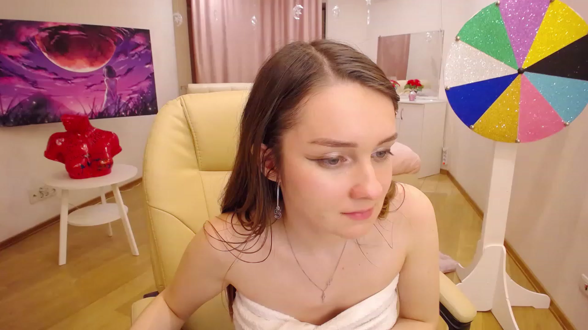 Gallery image thumbnail from OceanFeelss's myfreecams stream on, 12/07/2022, 16:46 image 10 of 20