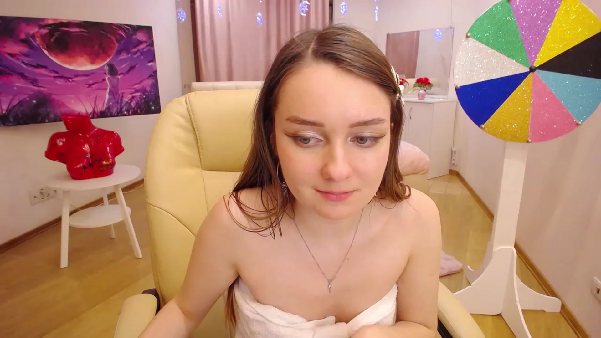 Gallery image thumbnail from OceanFeelss's myfreecams stream on, 12/07/2022, 16:46 image 20 of 20