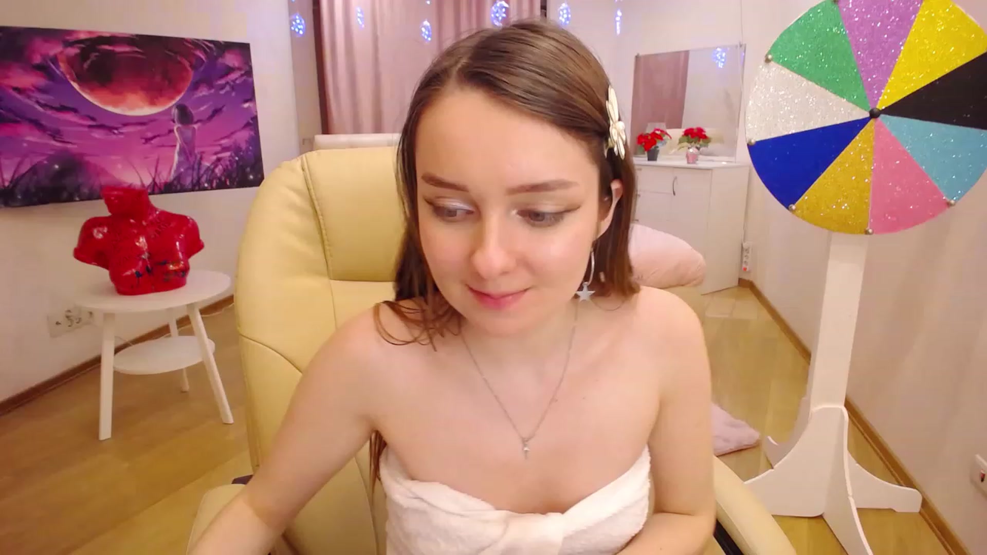Gallery image thumbnail from OceanFeelss's myfreecams stream on, 12/07/2022, 16:46 image 18 of 20