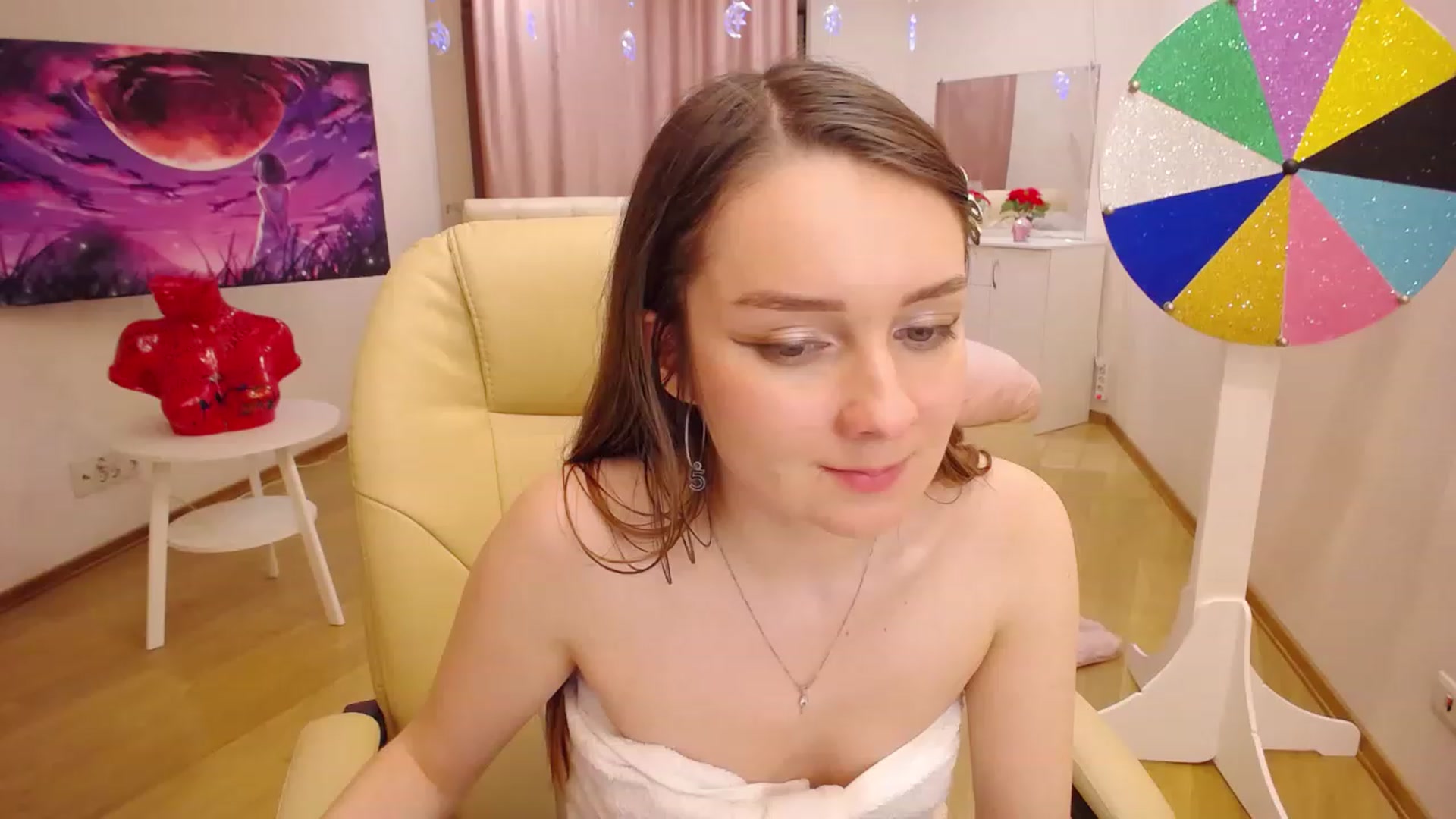Gallery image thumbnail from OceanFeelss's myfreecams stream on, 12/07/2022, 16:46 image 19 of 20
