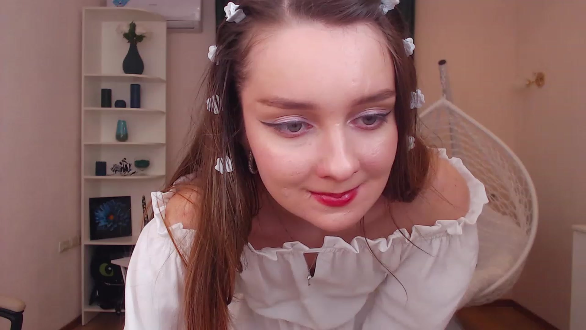 Gallery image thumbnail from OceanFeelss's myfreecams stream on, 12/08/2022, 10:32 image 18 of 20