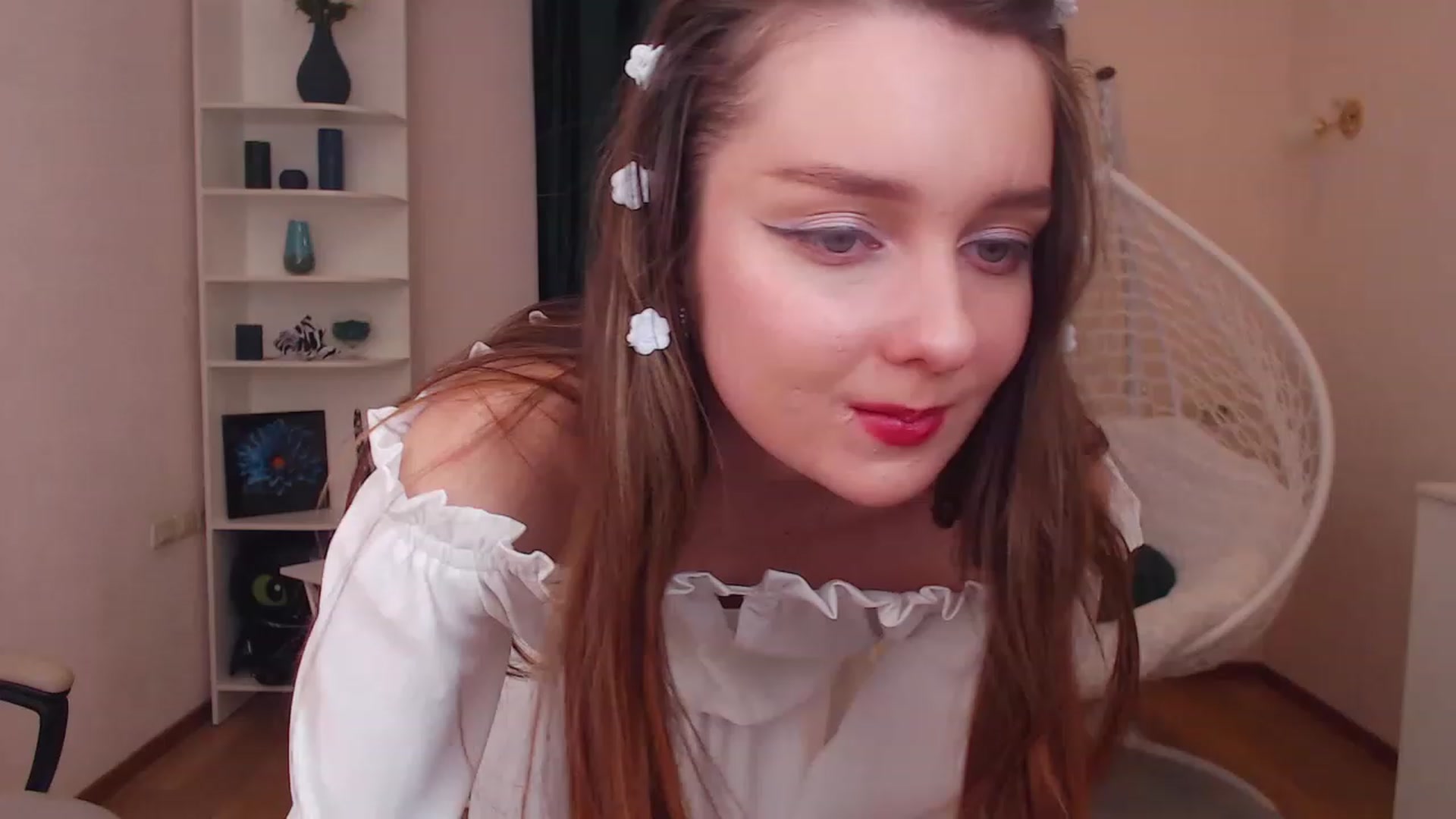 Gallery image thumbnail from OceanFeelss's myfreecams stream on, 12/08/2022, 10:32 image 16 of 20