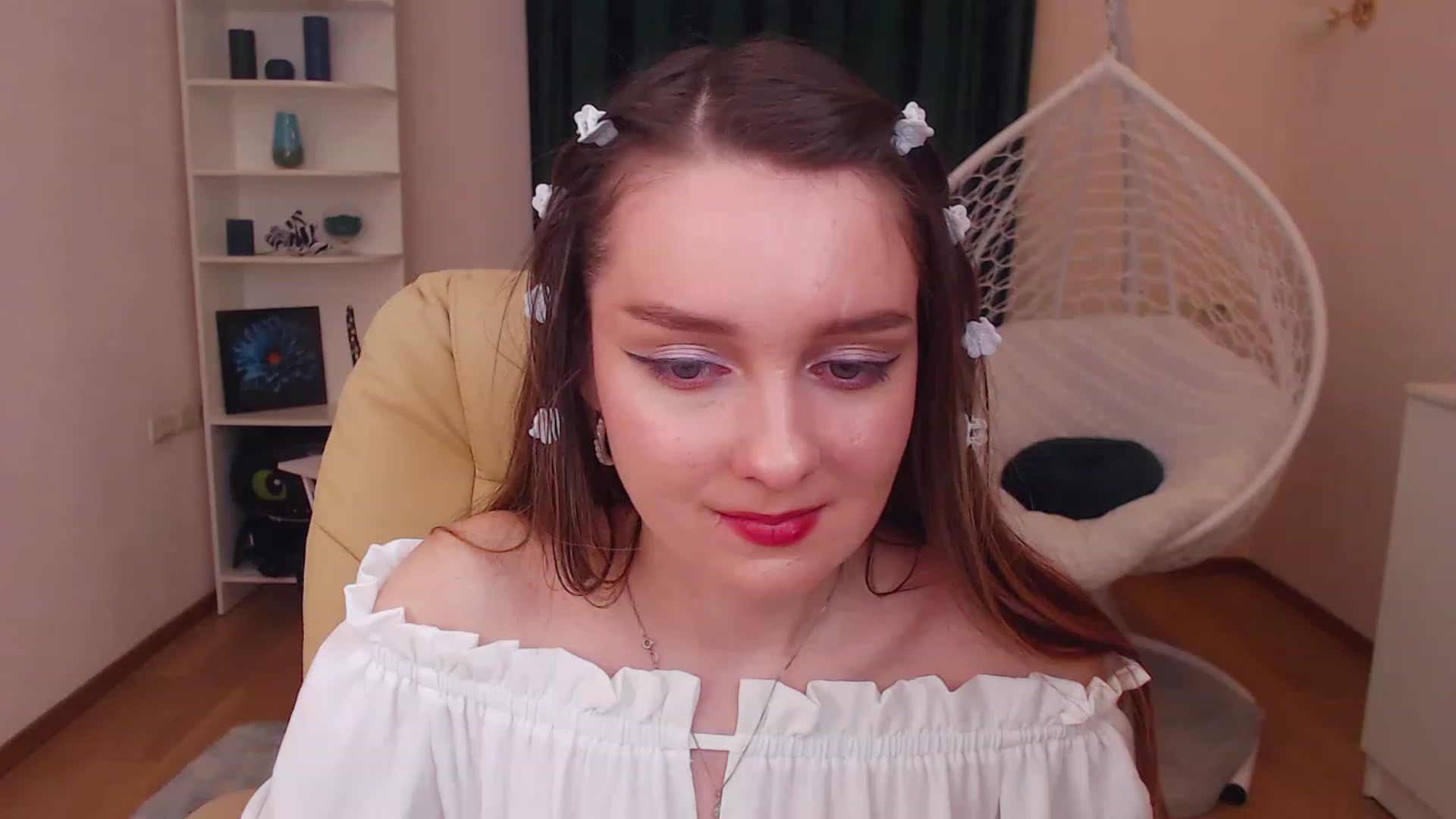 Gallery image thumbnail from OceanFeelss's myfreecams stream on, 12/08/2022, 12:08 image 1 of 20