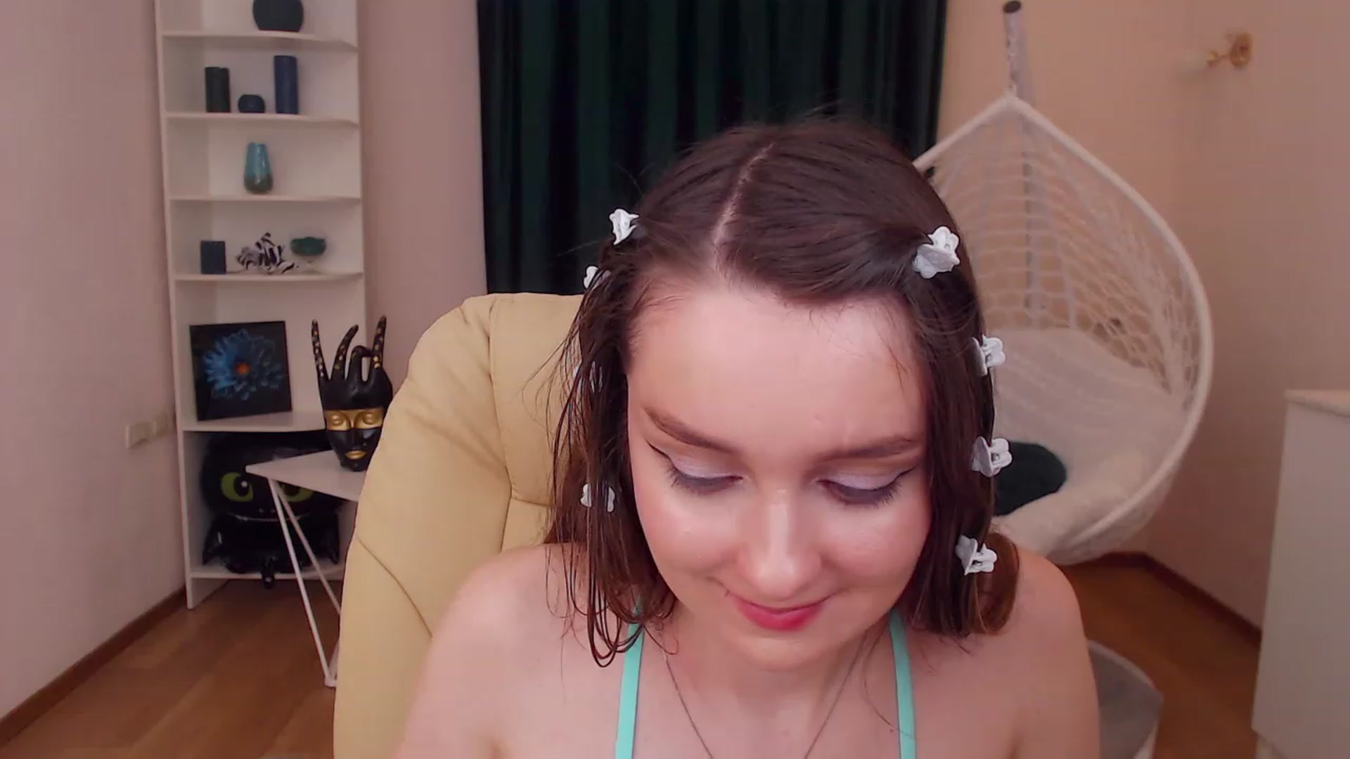 Gallery image thumbnail from OceanFeelss's myfreecams stream on, 12/08/2022, 13:44 image 18 of 20
