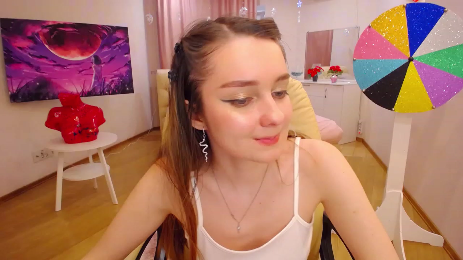 Gallery image thumbnail from OceanFeelss's myfreecams stream on, 12/09/2022, 11:03 image 18 of 20