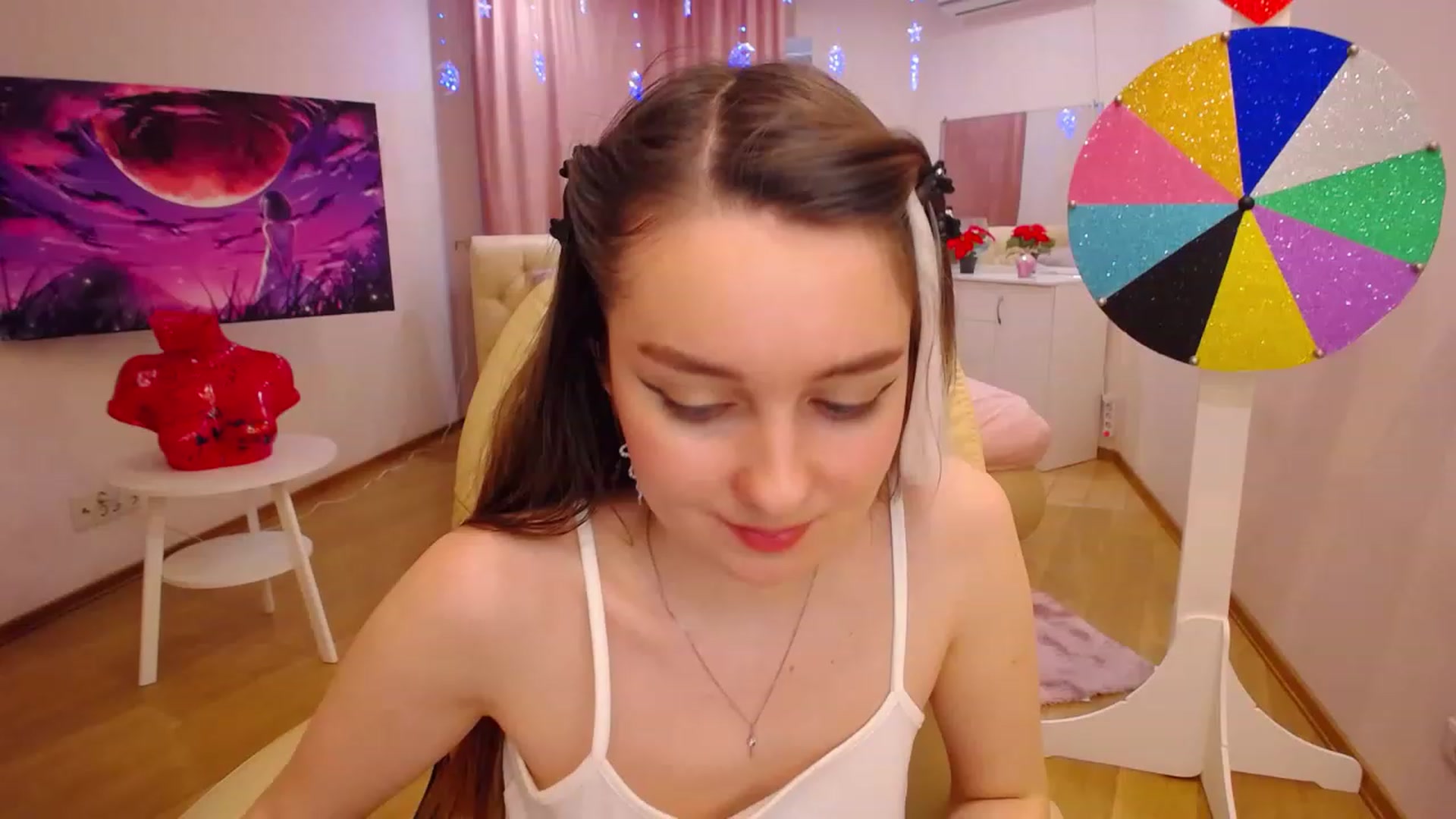 Gallery image thumbnail from OceanFeelss's myfreecams stream on, 12/09/2022, 11:03 image 2 of 20