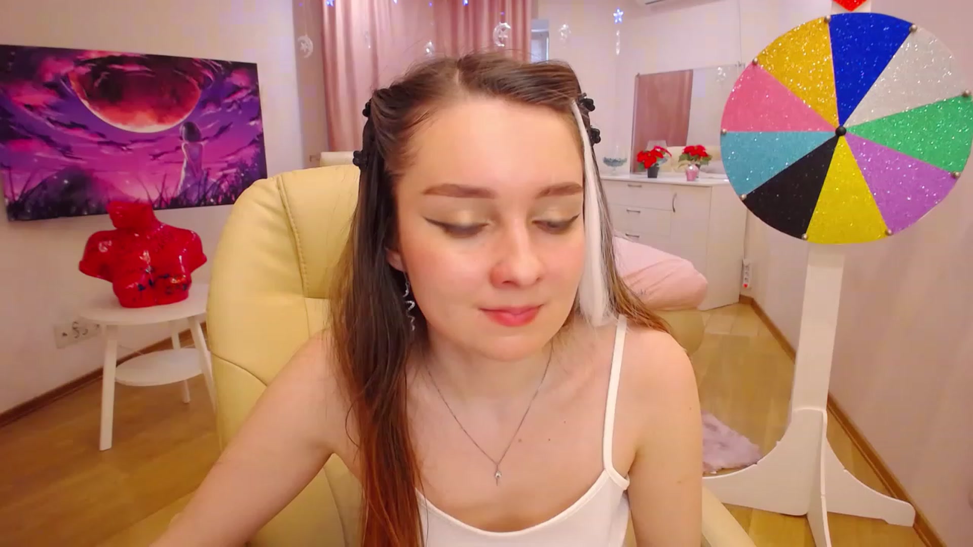Gallery image thumbnail from OceanFeelss's myfreecams stream on, 12/09/2022, 11:03 image 12 of 20