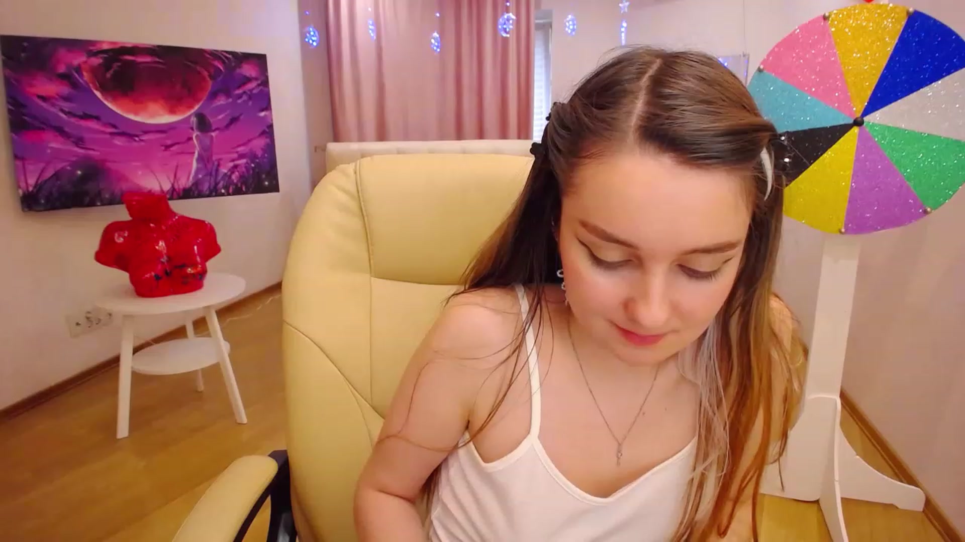 Gallery image thumbnail from OceanFeelss's myfreecams stream on, 12/09/2022, 12:08 image 12 of 20