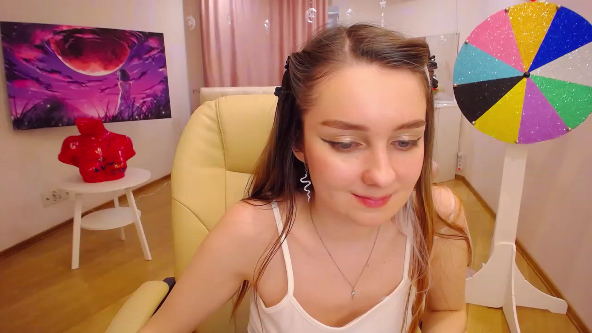 Gallery image thumbnail from OceanFeelss's myfreecams stream on, 12/09/2022, 12:08 image 9 of 20