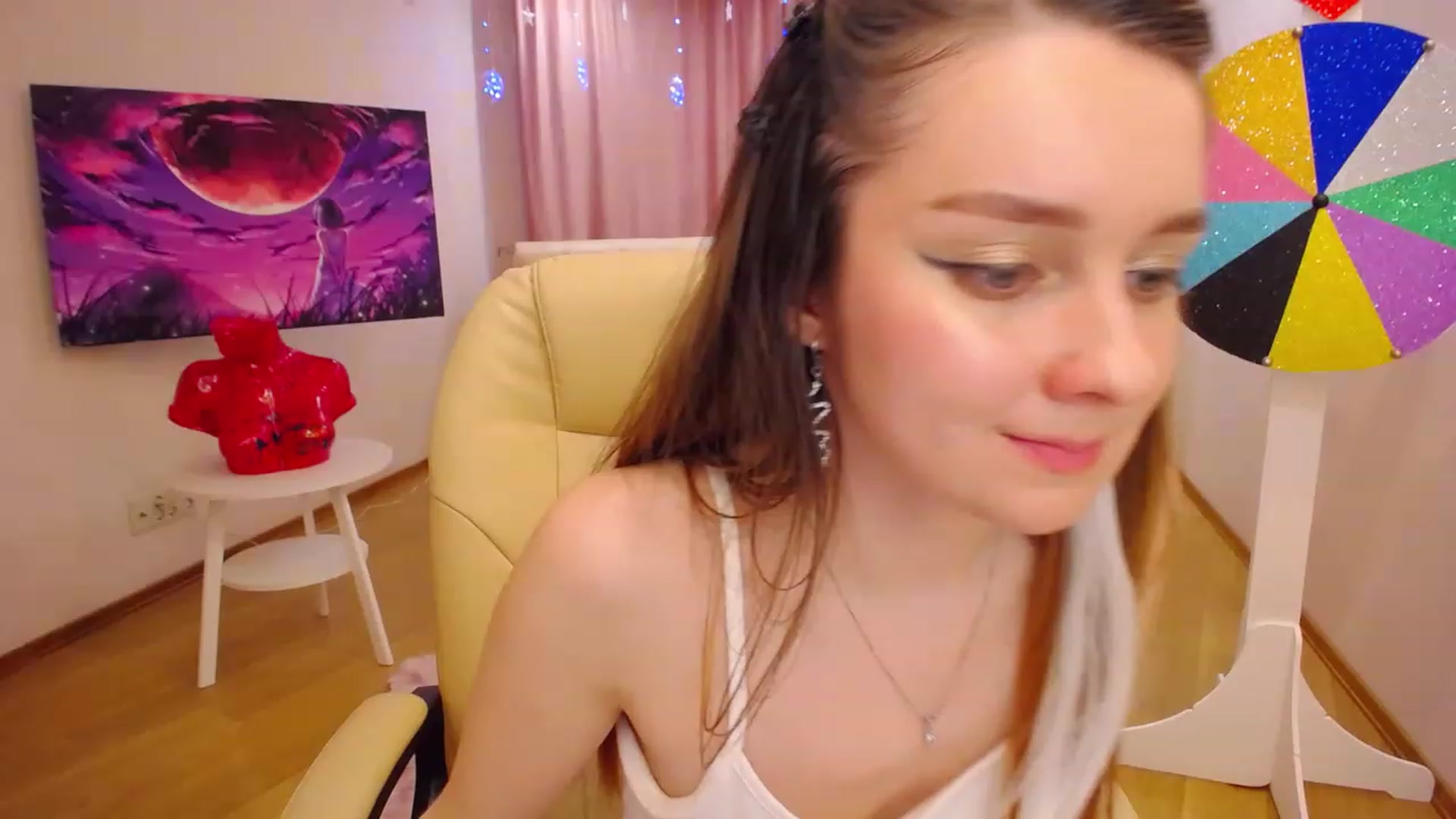 Gallery image thumbnail from OceanFeelss's myfreecams stream on, 12/09/2022, 12:08 image 2 of 20