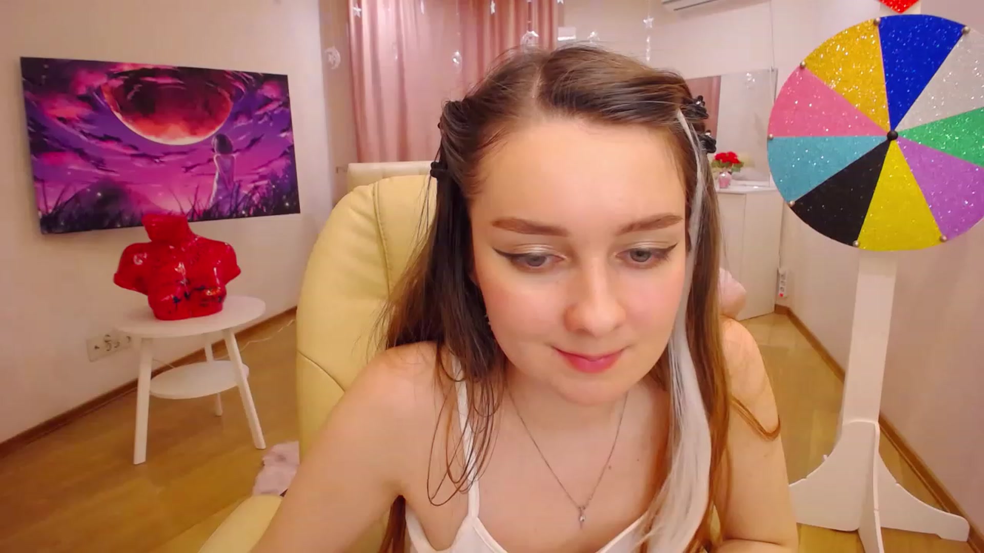 Gallery image thumbnail from OceanFeelss's myfreecams stream on, 12/09/2022, 12:08 image 1 of 20