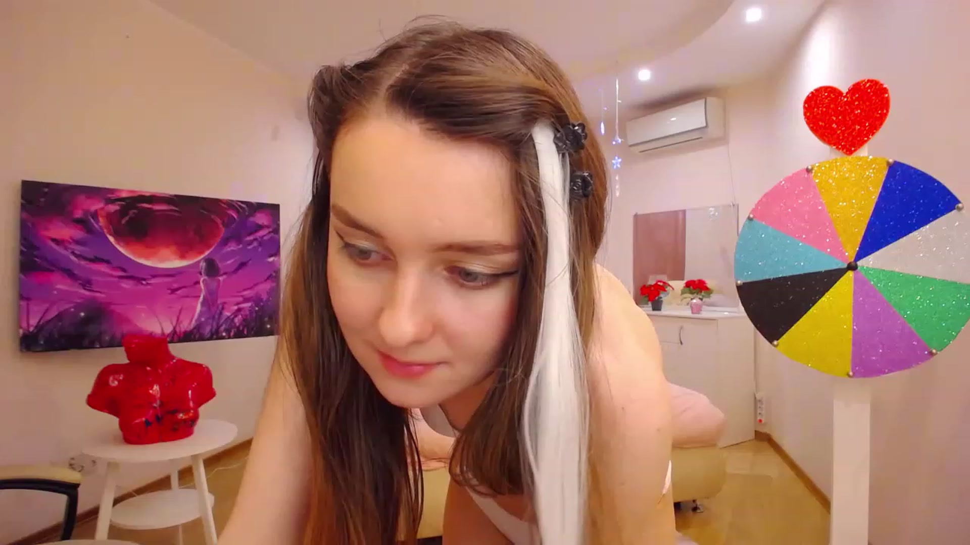 Gallery image thumbnail from OceanFeelss's myfreecams stream on, 12/09/2022, 12:08 image 18 of 20