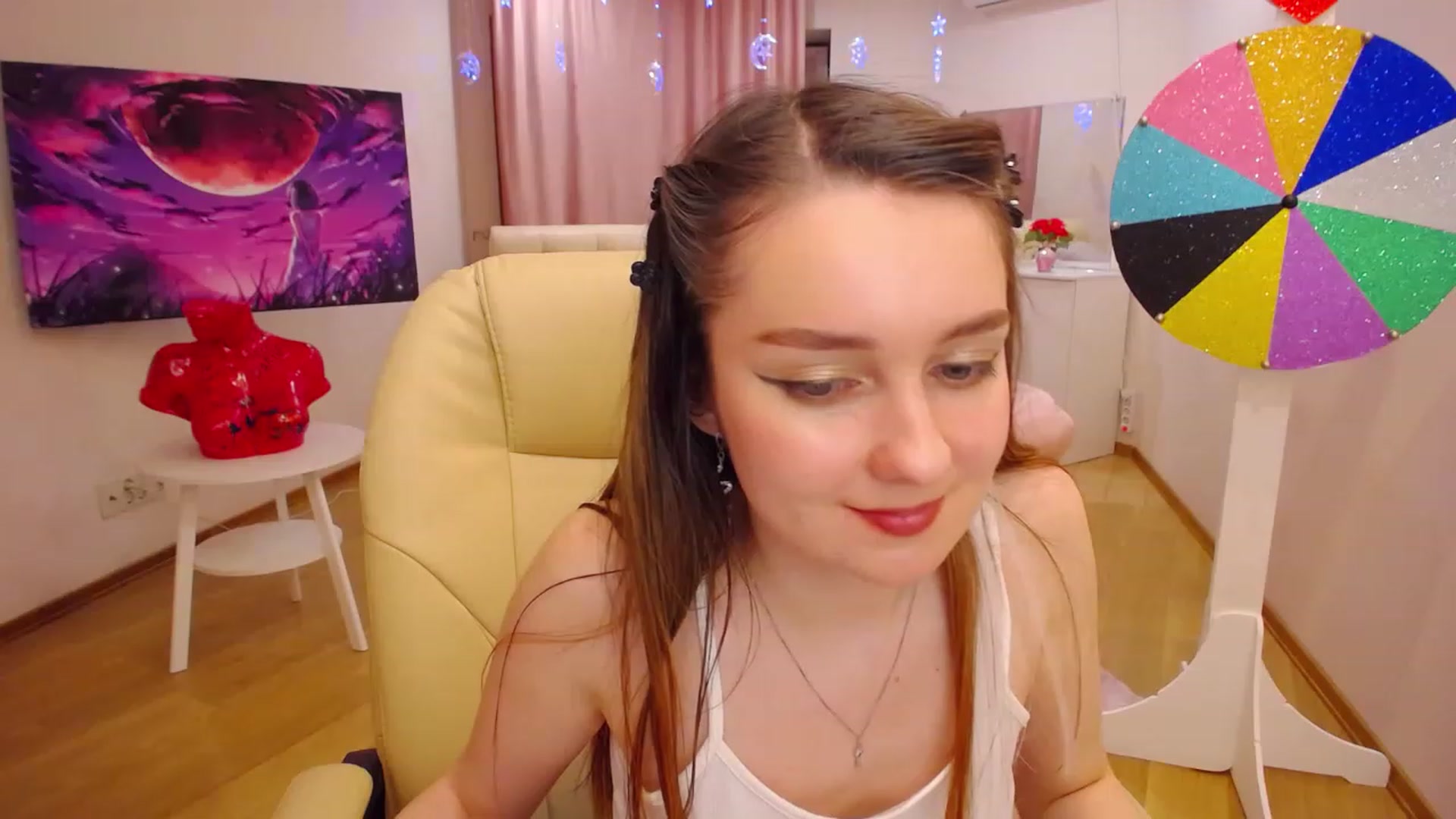 Gallery image thumbnail from OceanFeelss's myfreecams stream on, 12/09/2022, 14:16 image 3 of 20