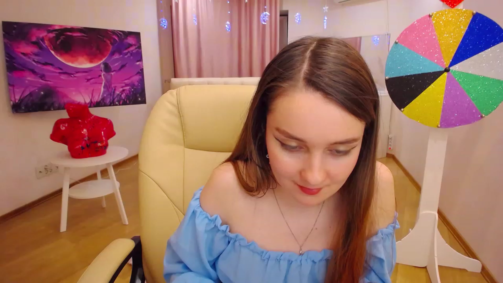 Gallery image thumbnail from OceanFeelss's myfreecams stream on, 12/09/2022, 14:16 image 19 of 20