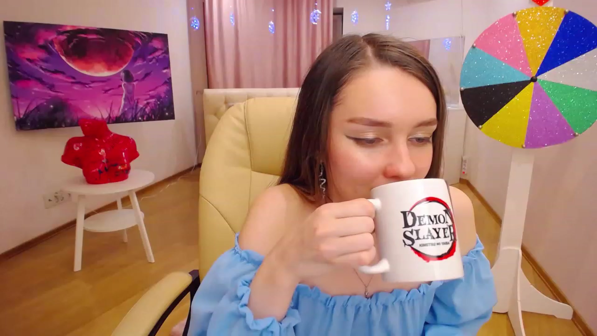 Gallery image thumbnail from OceanFeelss's myfreecams stream on, 12/09/2022, 14:46 image 2 of 20