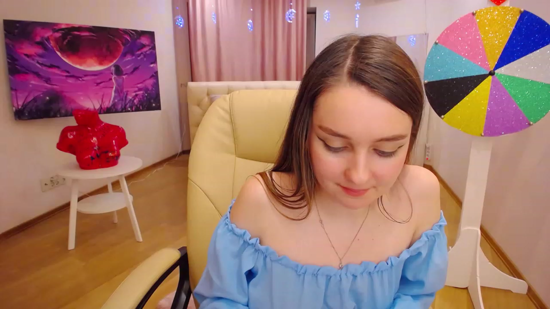 Gallery image thumbnail from OceanFeelss's myfreecams stream on, 12/09/2022, 14:46 image 12 of 20