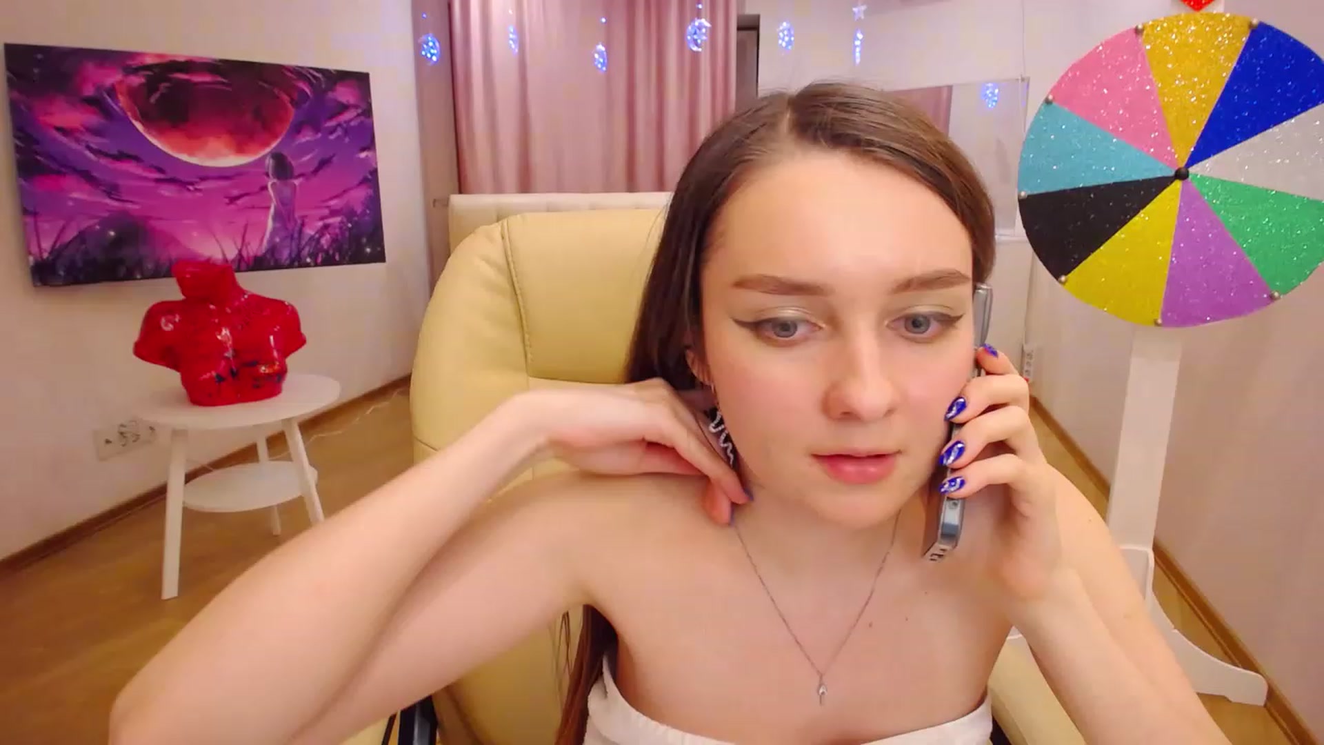 Gallery image thumbnail from OceanFeelss's myfreecams stream on, 12/09/2022, 16:00 image 14 of 20