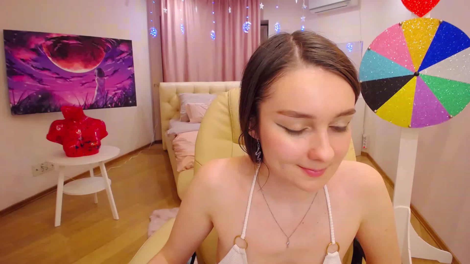 Gallery image thumbnail from OceanFeelss's myfreecams stream on, 12/09/2022, 16:46 image 4 of 20