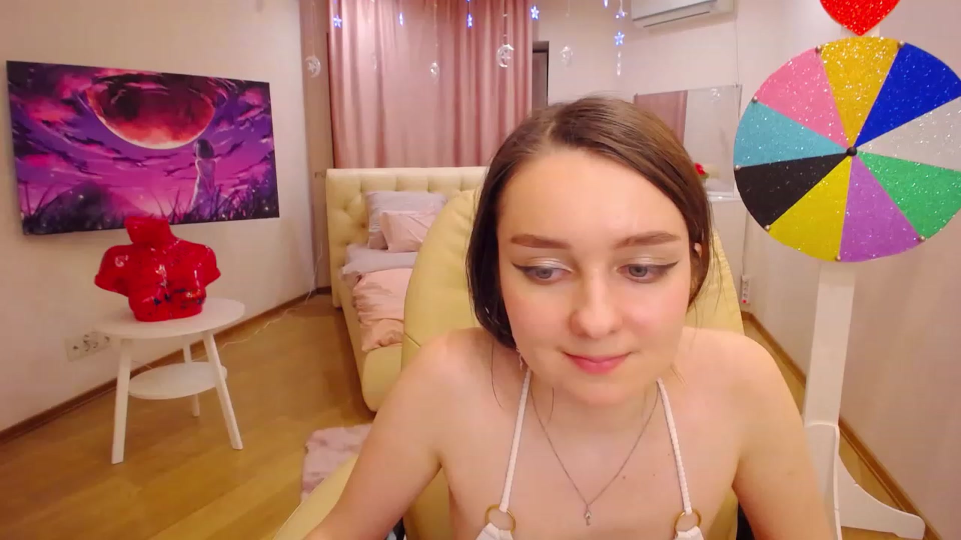 Gallery image thumbnail from OceanFeelss's myfreecams stream on, 12/09/2022, 16:46 image 17 of 20