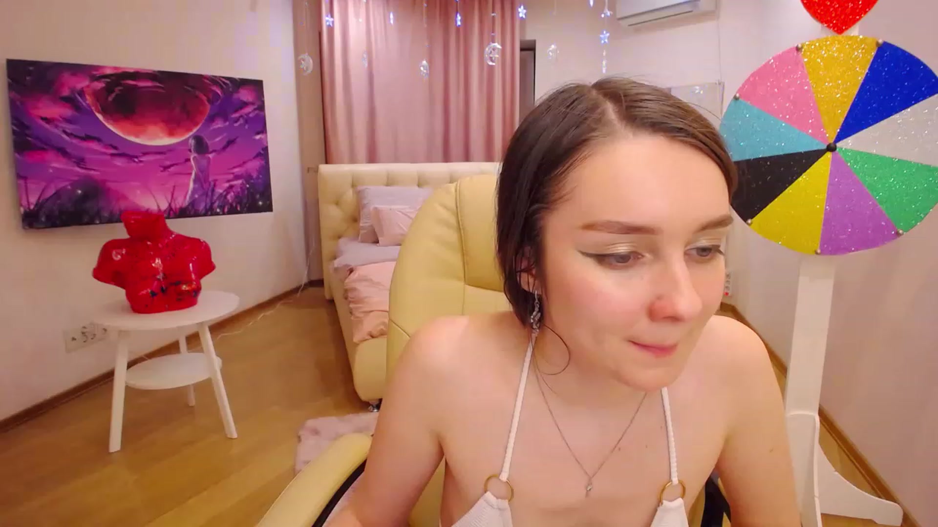 Gallery image thumbnail from OceanFeelss's myfreecams stream on, 12/09/2022, 16:46 image 2 of 20