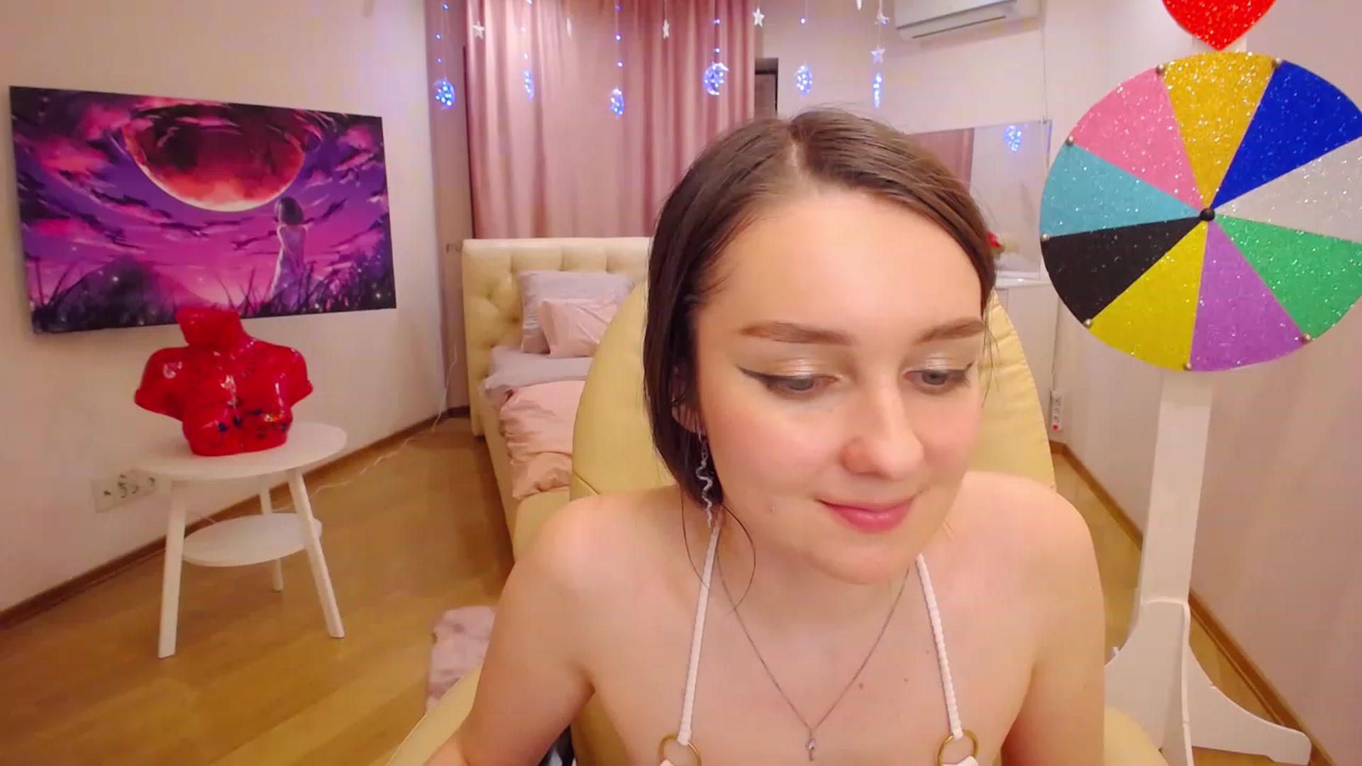Gallery image thumbnail from OceanFeelss's myfreecams stream on, 12/09/2022, 16:46 image 13 of 20