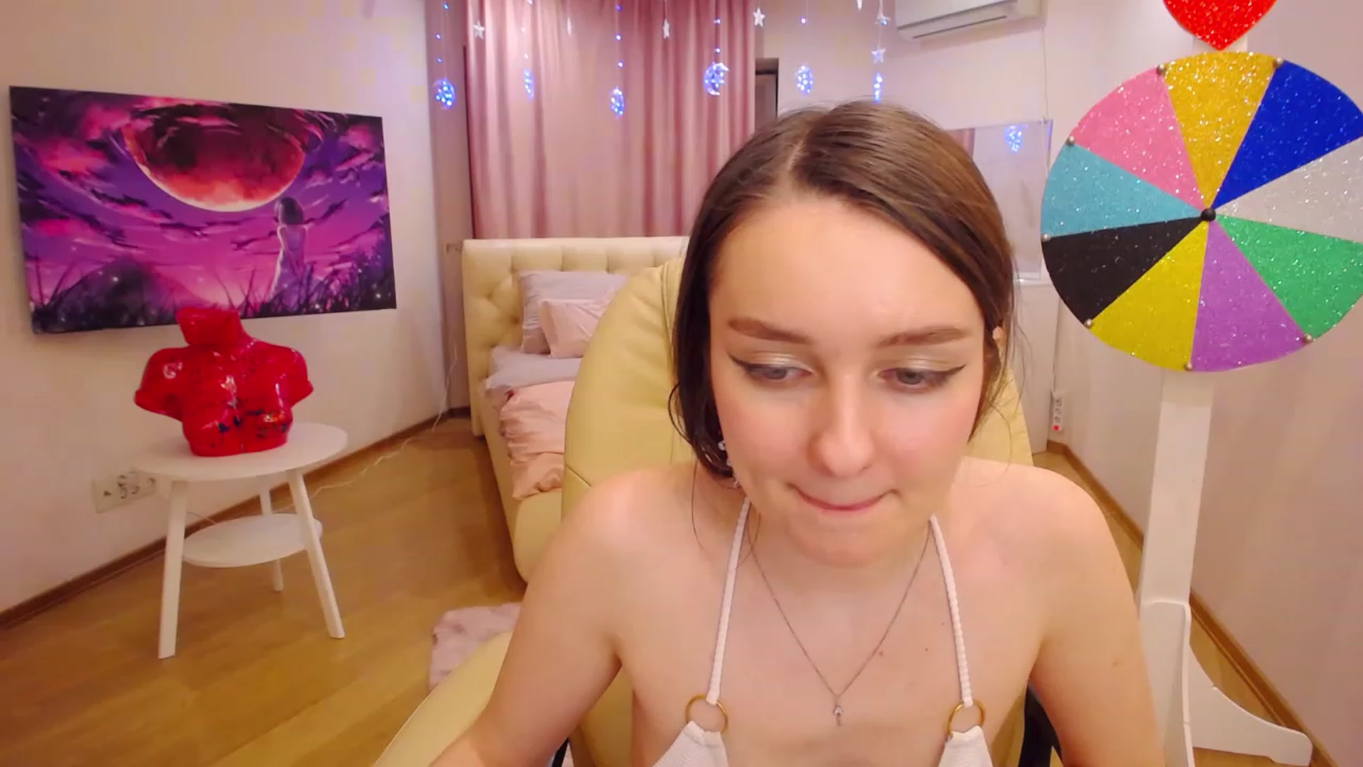 Gallery image thumbnail from OceanFeelss's myfreecams stream on, 12/09/2022, 16:46 image 6 of 20