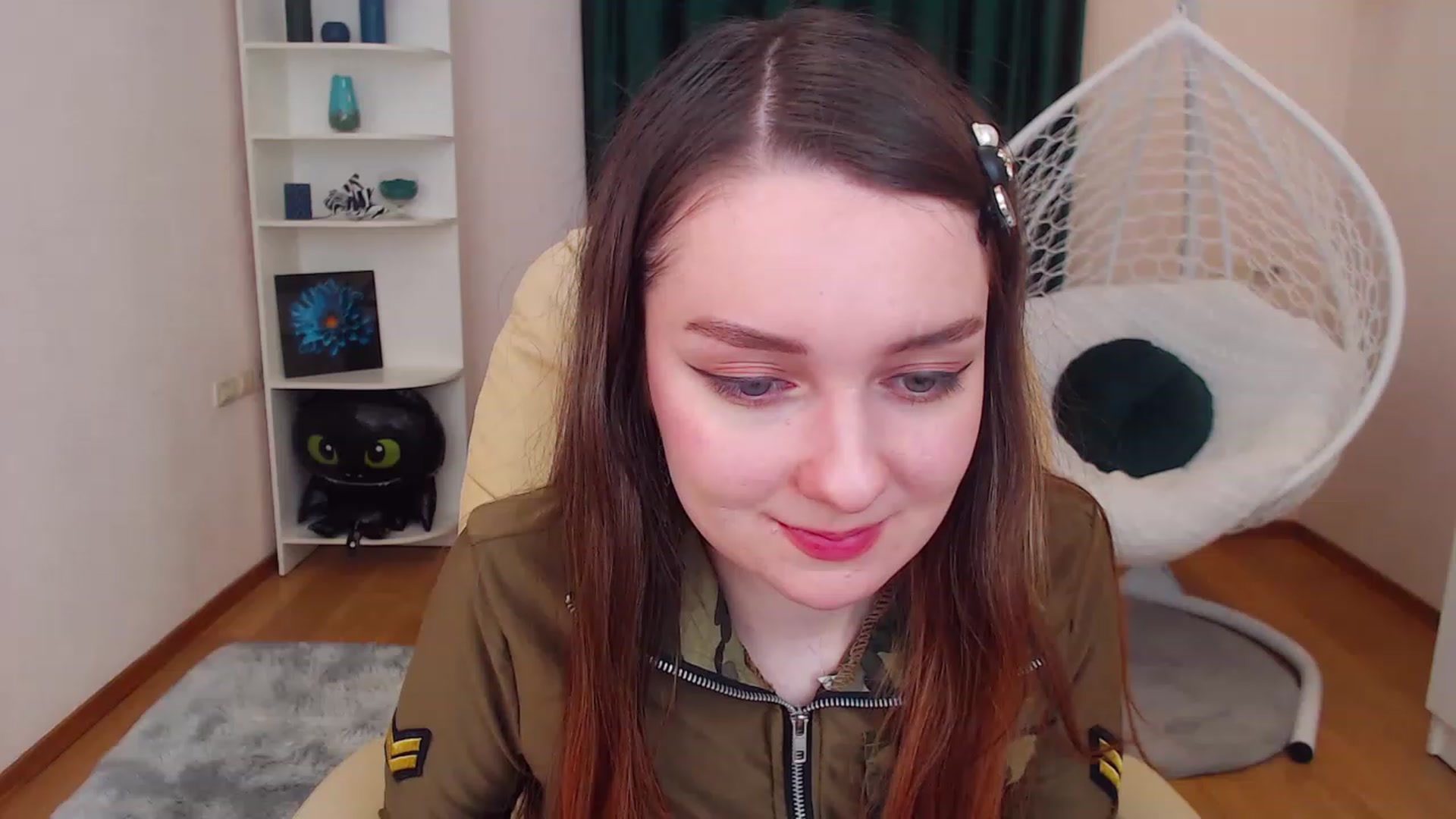 Gallery image thumbnail from OceanFeelss's myfreecams stream on, 12/10/2022, 11:14 image 3 of 20