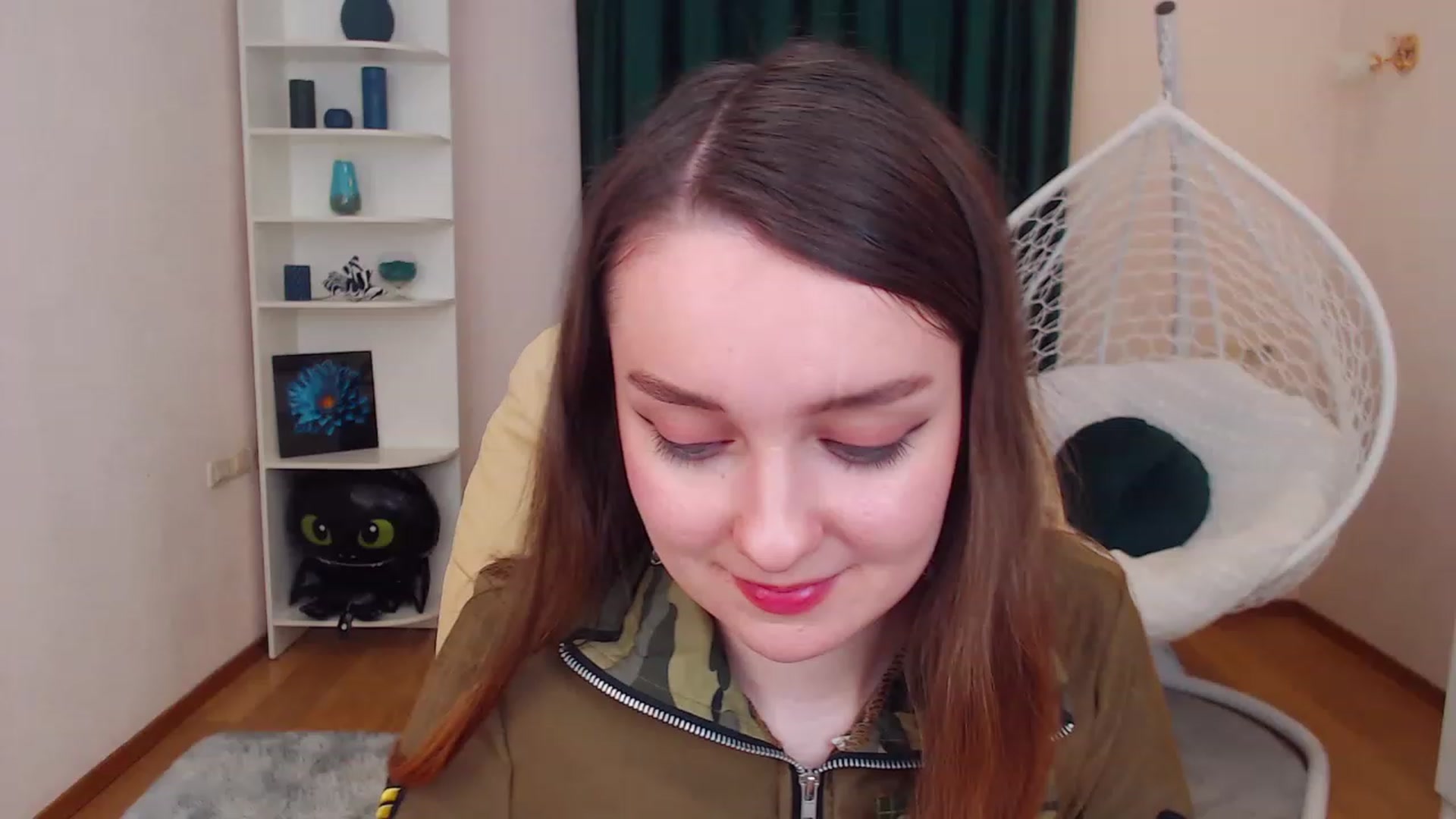 Gallery image thumbnail from OceanFeelss's myfreecams stream on, 12/10/2022, 11:14 image 20 of 20