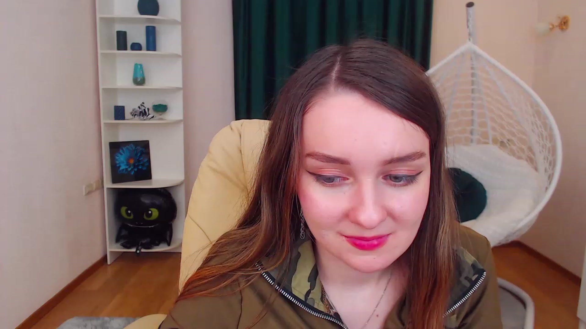 Gallery image thumbnail from OceanFeelss's myfreecams stream on, 12/10/2022, 12:47 image 20 of 20