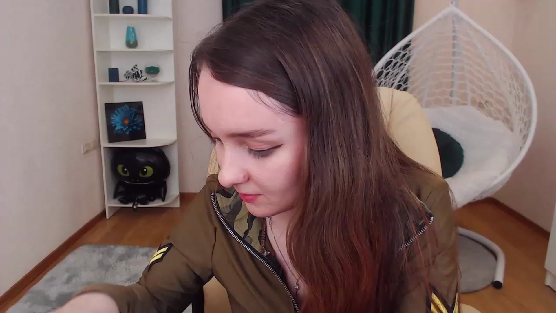 Gallery image thumbnail from OceanFeelss's myfreecams stream on, 12/10/2022, 12:47 image 1 of 20