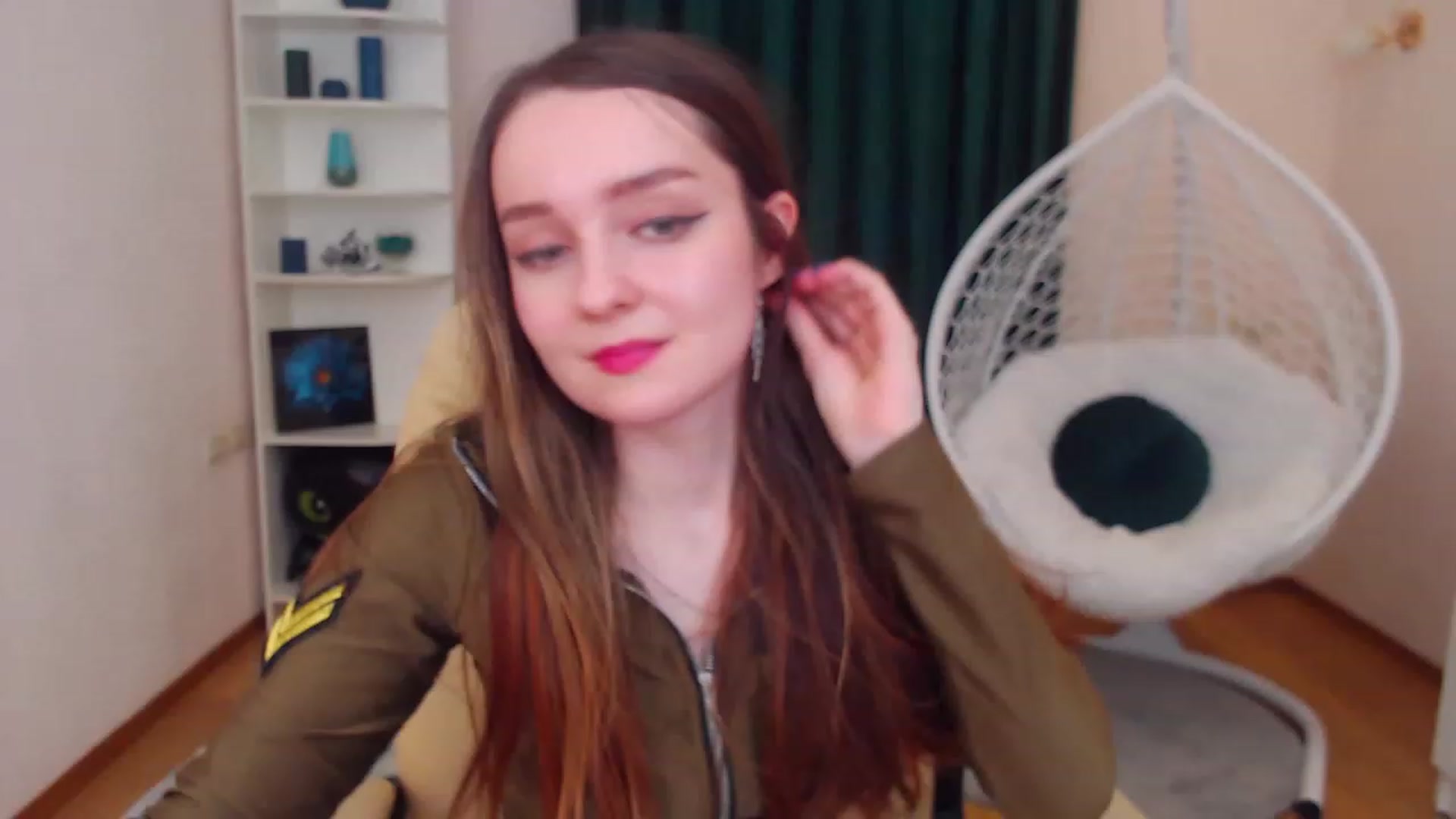 Gallery image thumbnail from OceanFeelss's myfreecams stream on, 12/10/2022, 12:47 image 9 of 20