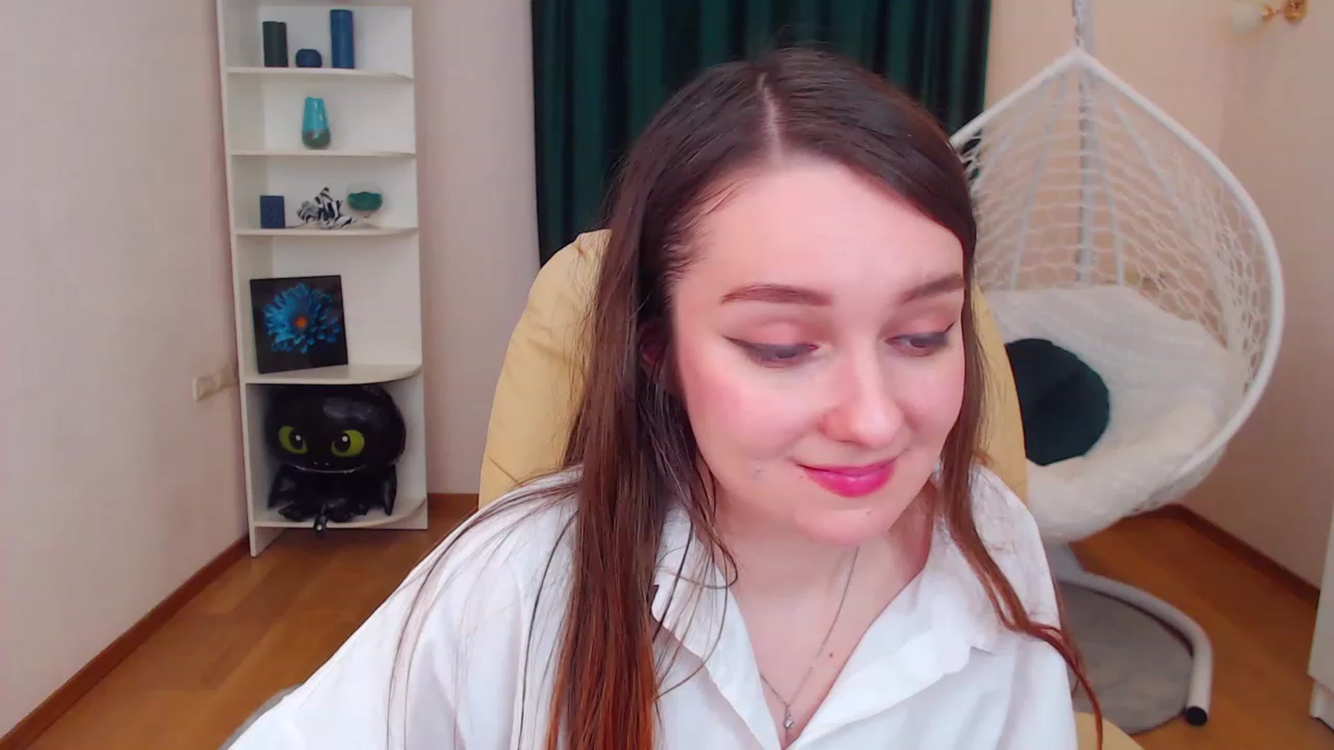 Gallery image thumbnail from OceanFeelss's myfreecams stream on, 12/10/2022, 14:46 image 9 of 20