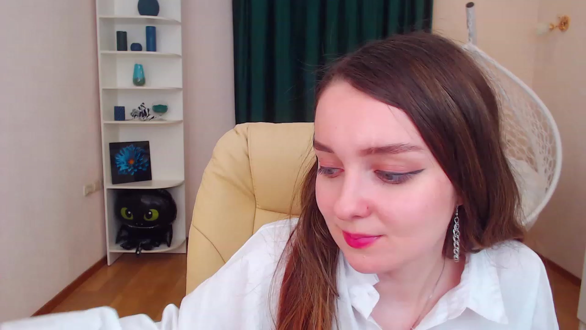 Gallery image thumbnail from OceanFeelss's myfreecams stream on, 12/10/2022, 14:46 image 1 of 20
