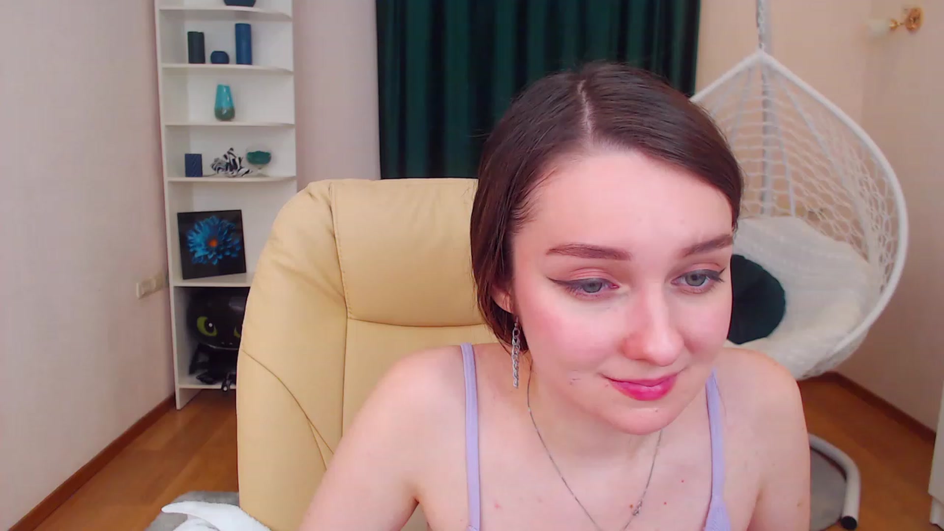 Gallery image thumbnail from OceanFeelss's myfreecams stream on, 12/10/2022, 14:46 image 18 of 20