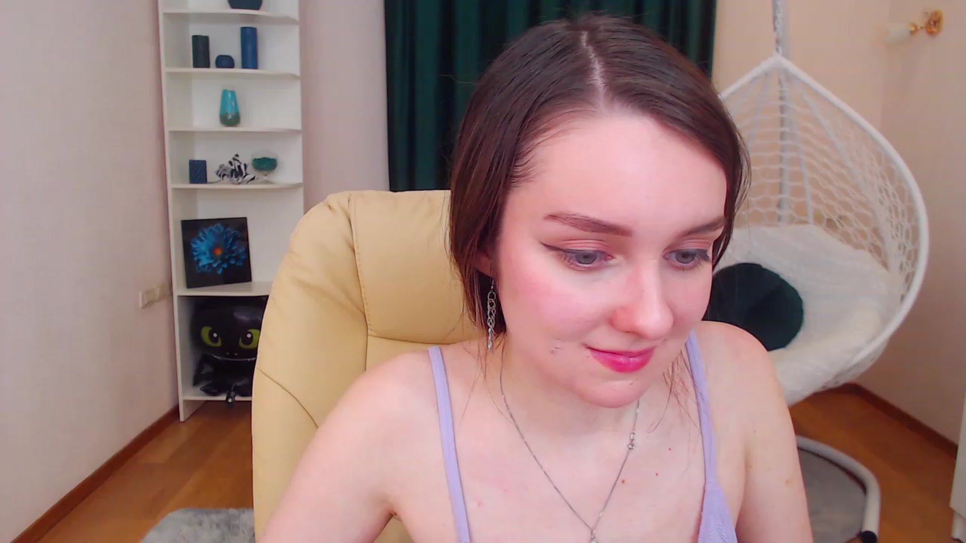 Gallery image thumbnail from OceanFeelss's myfreecams stream on, 12/10/2022, 15:19 image 3 of 20