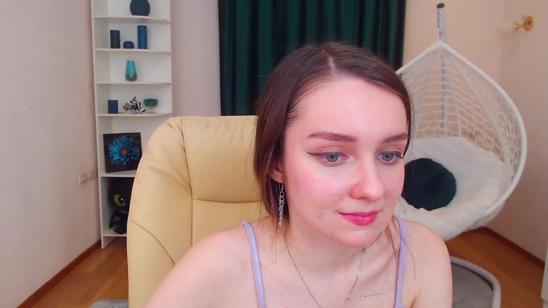 Gallery image thumbnail from OceanFeelss's myfreecams stream on, 12/10/2022, 15:19 image 20 of 20