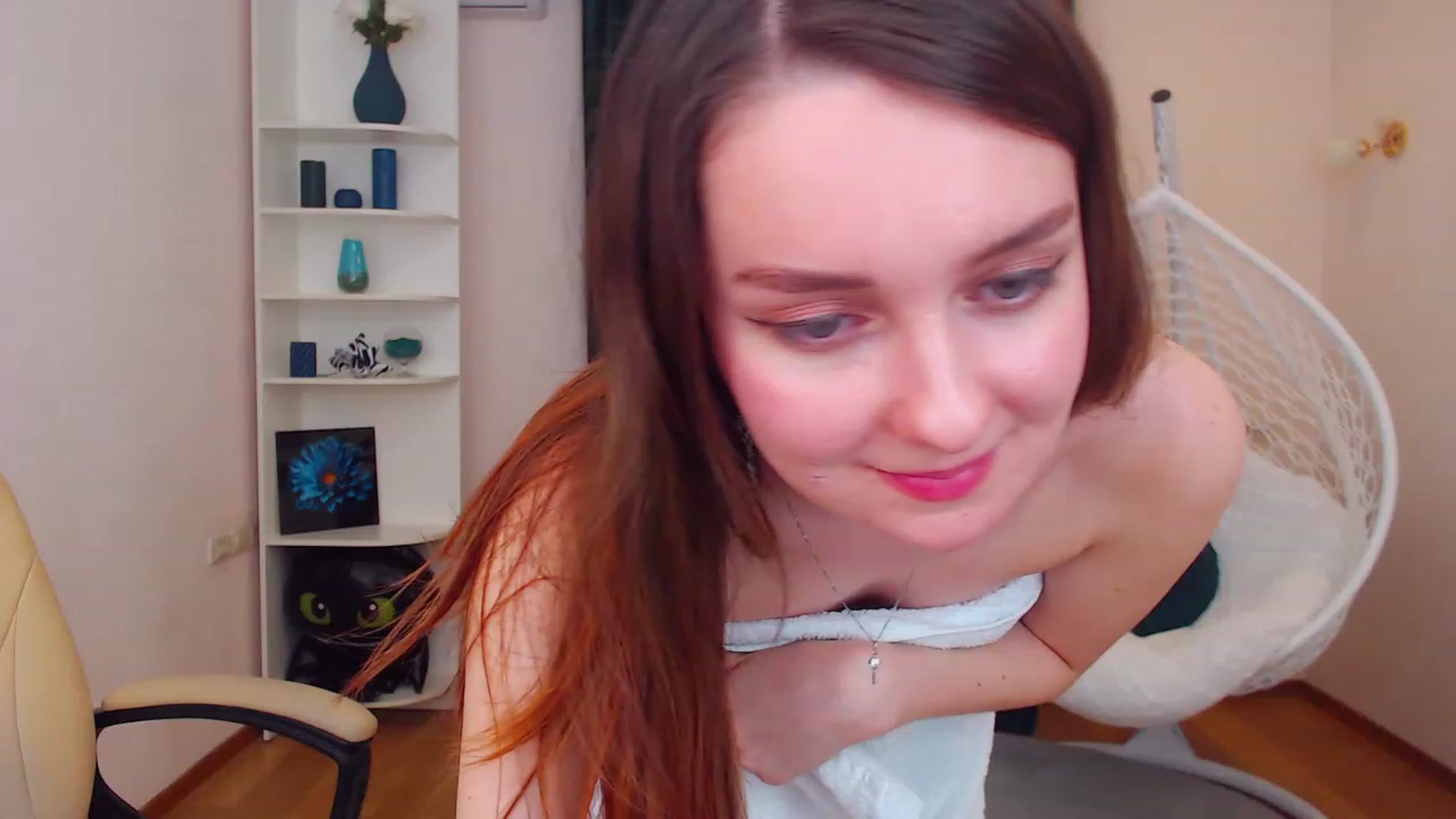Gallery image thumbnail from OceanFeelss's myfreecams stream on, 12/10/2022, 16:10 image 9 of 20