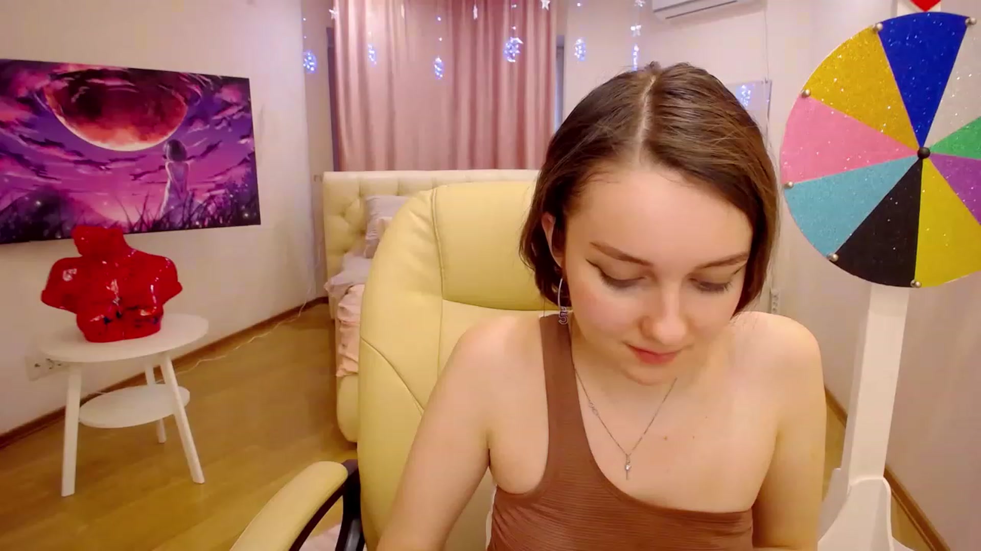 Gallery image thumbnail from OceanFeelss's myfreecams stream on, 12/11/2022, 09:53 image 11 of 20