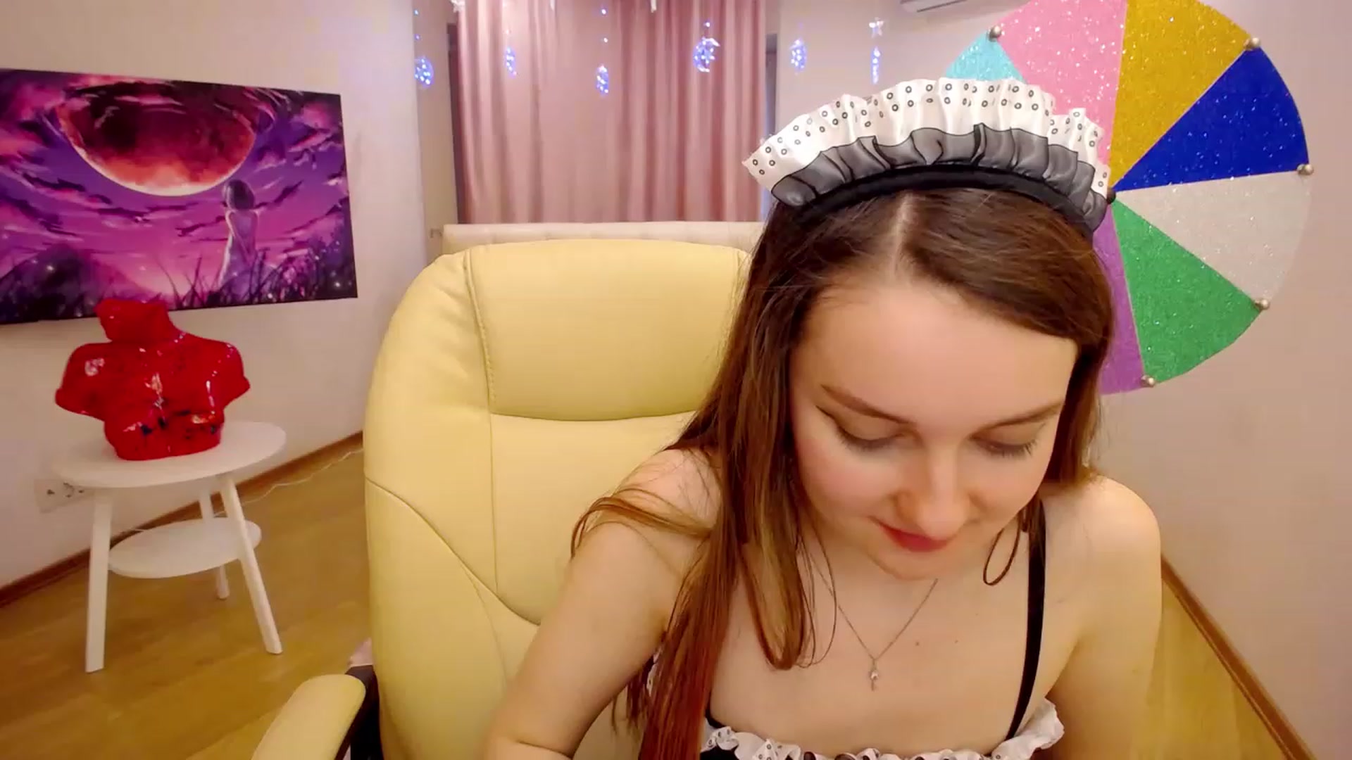 Gallery image thumbnail from OceanFeelss's myfreecams stream on, 12/11/2022, 09:53 image 1 of 20