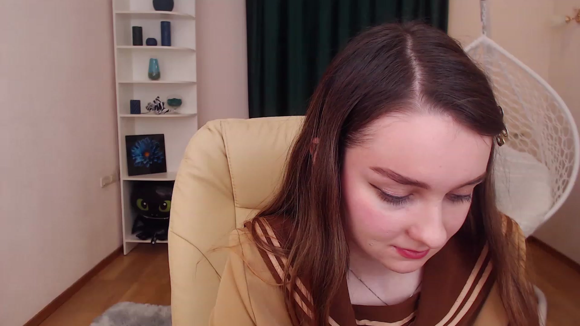 Gallery image thumbnail from OceanFeelss's myfreecams stream on, 12/12/2022, 12:28 image 14 of 20