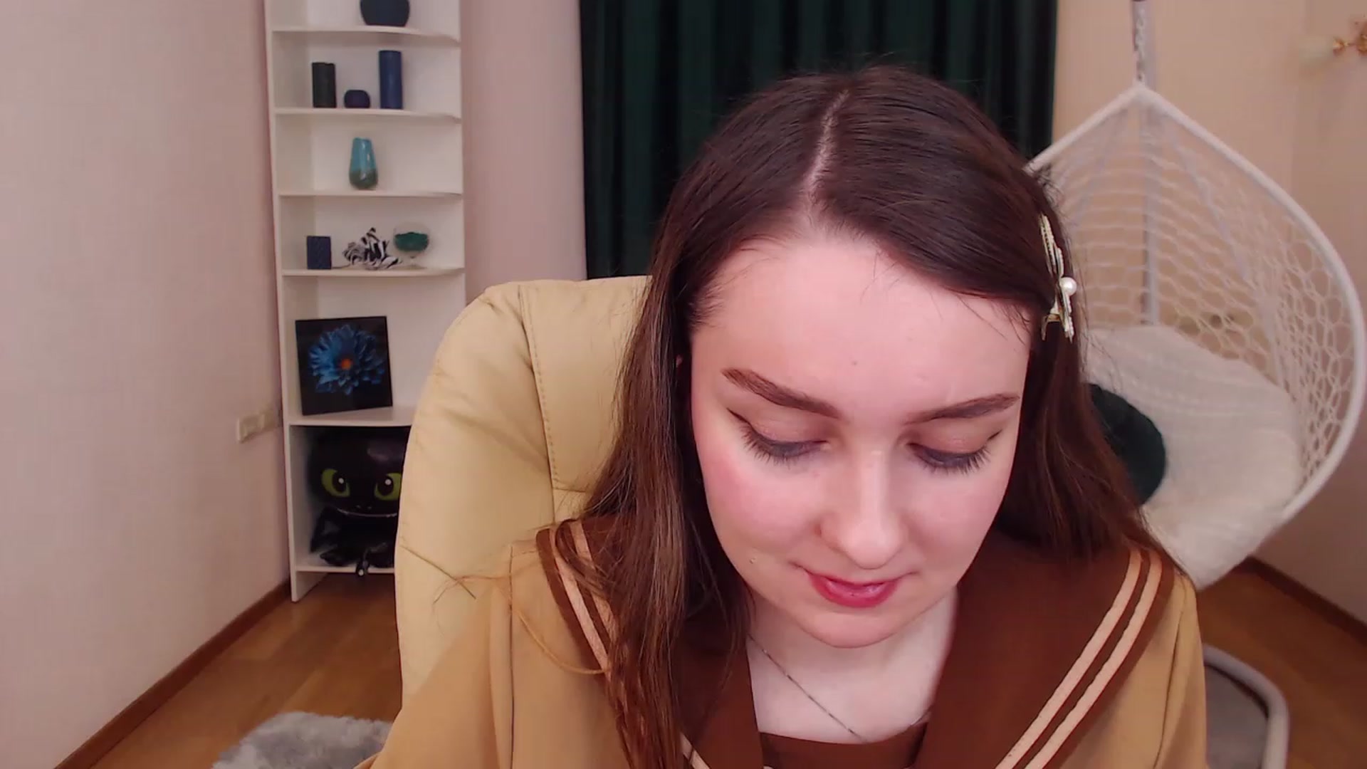 Gallery image thumbnail from OceanFeelss's myfreecams stream on, 12/12/2022, 12:28 image 13 of 20