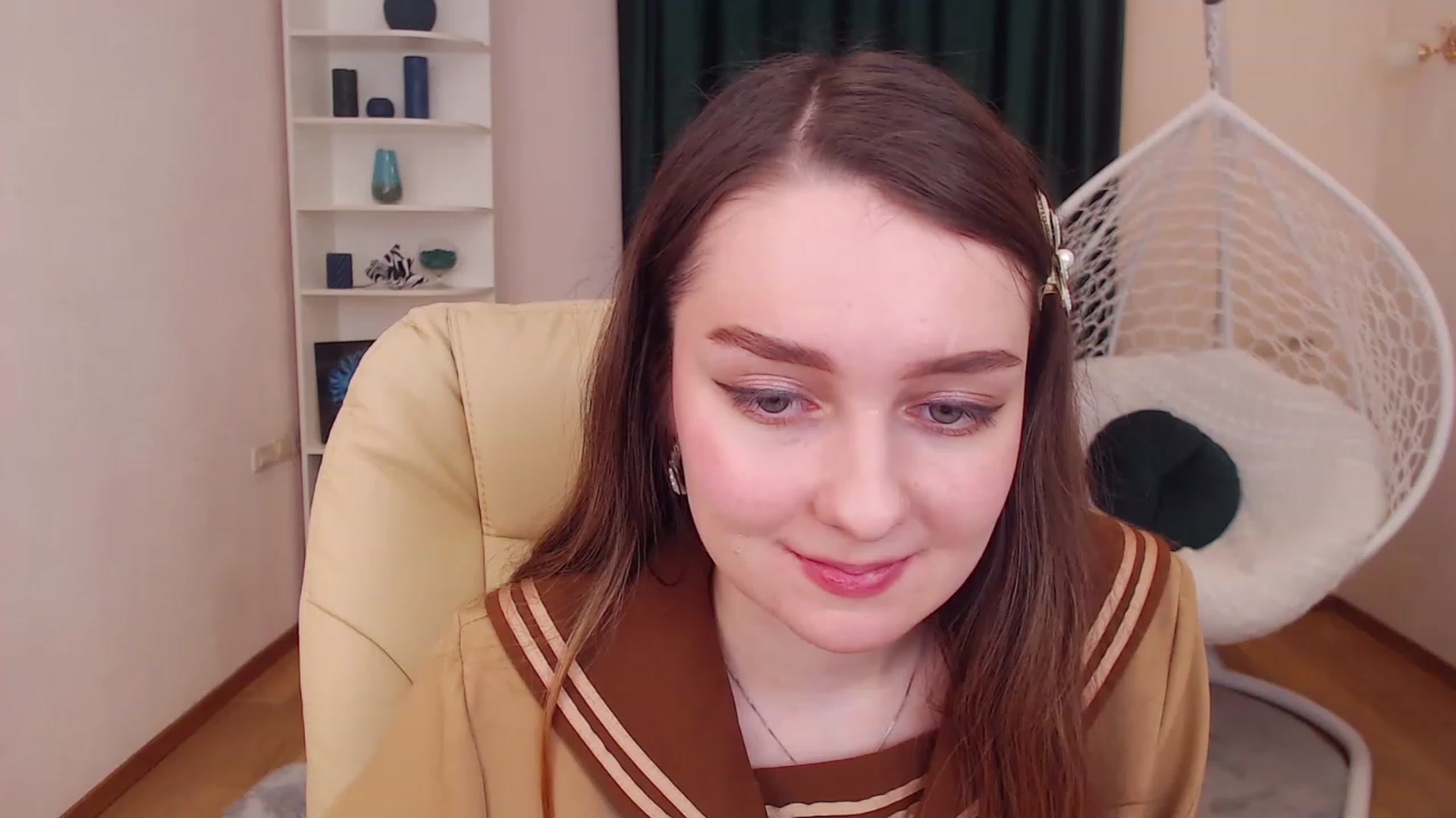 Gallery image thumbnail from OceanFeelss's myfreecams stream on, 12/12/2022, 13:11 image 12 of 20
