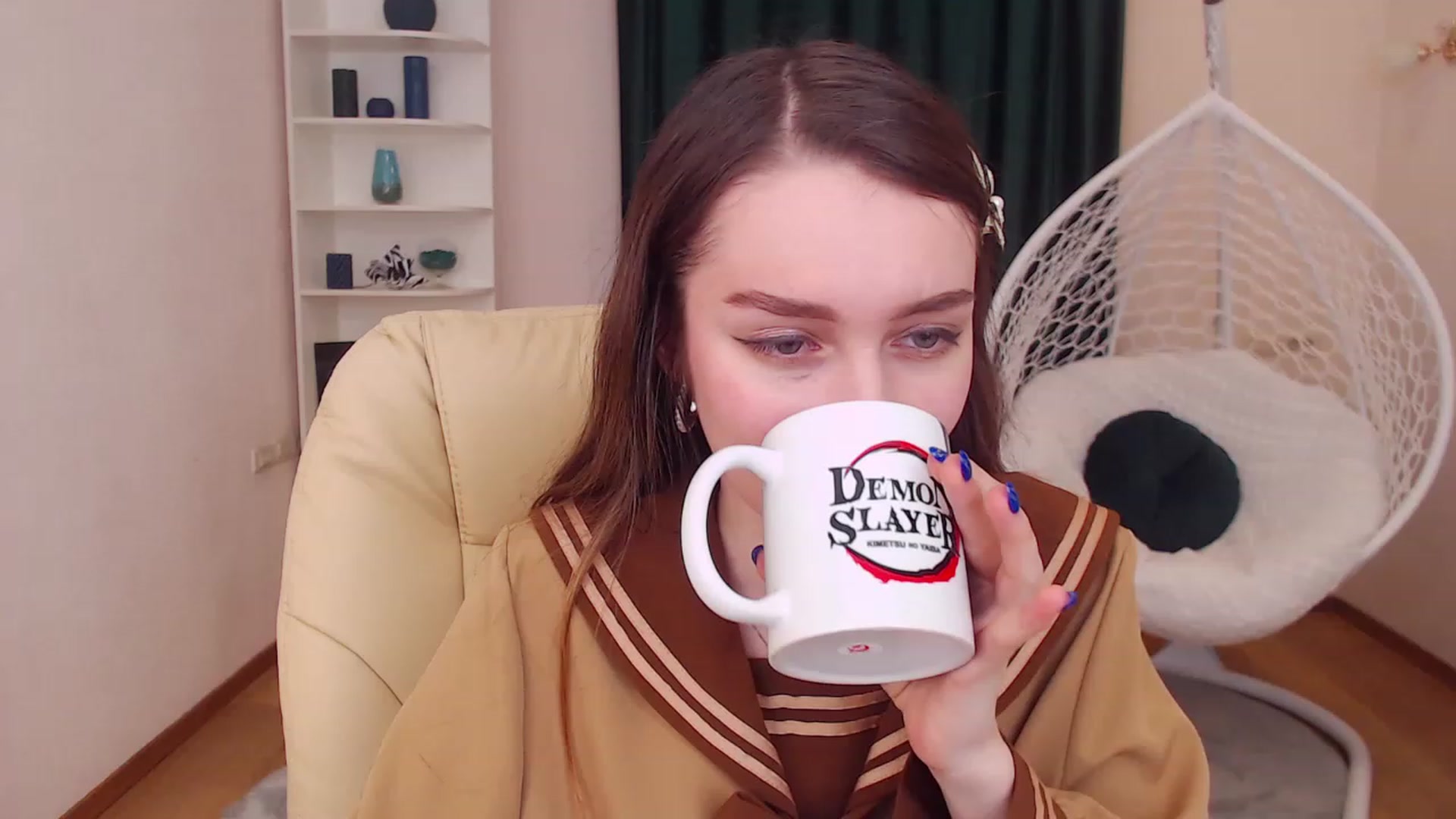 Gallery image thumbnail from OceanFeelss's myfreecams stream on, 12/12/2022, 13:11 image 15 of 20